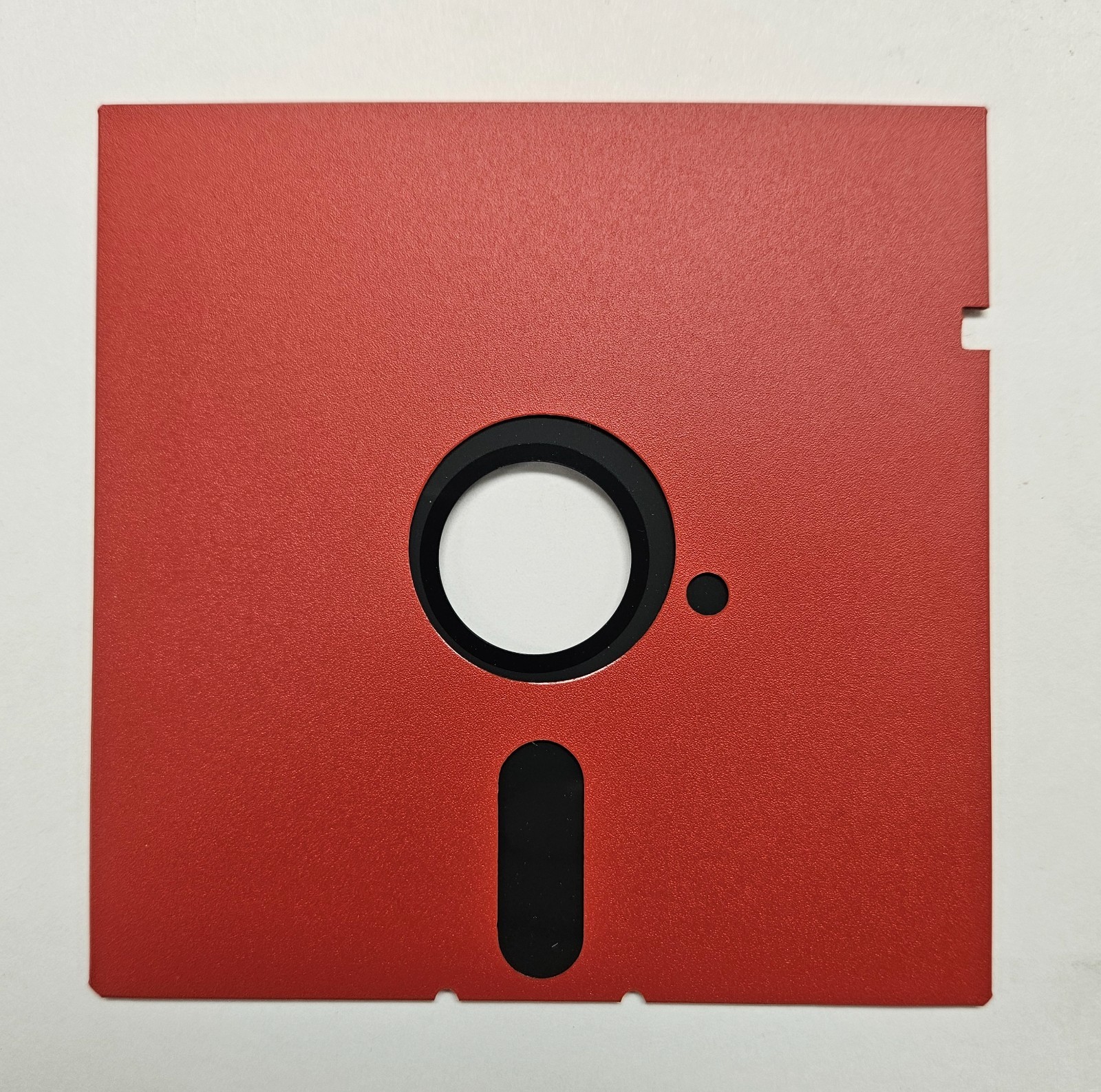 New 5.25 DS/DD floppy disks.  UNFORMATTED.  10 Pack Red with sleeves.