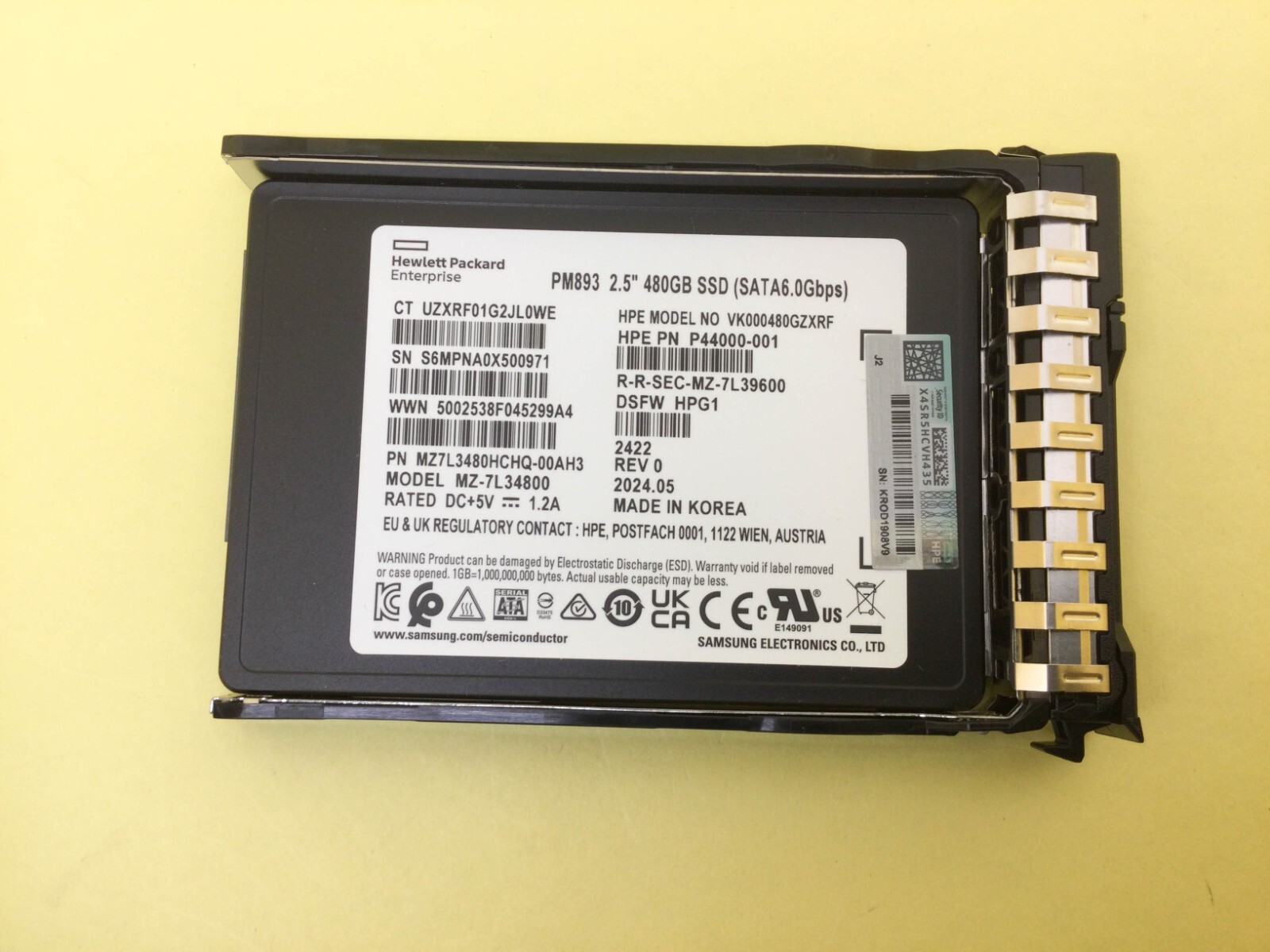 P40497-B21 HPE 480GB SATA 6G READ INTENSIVE SFF BC MULTI VENDOR SSD P41522-001