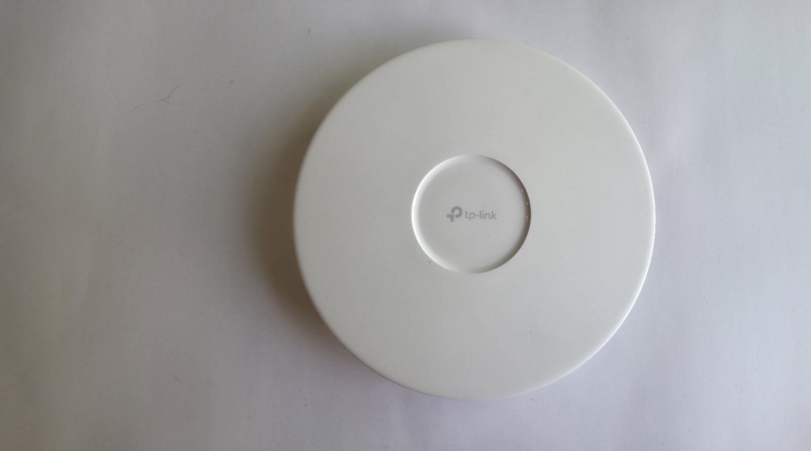 TP-LINK EAP670 AX5400 WiFi 6 Ceiling Mount PoE+ Wireless Access Point