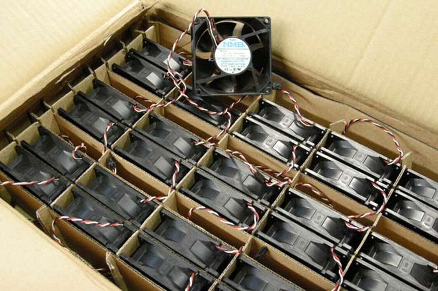 3-PIN Dell 3612KL-04W-B66 8J208, 21KTM, D1598, 929FF, 4W022, F0995, D1598