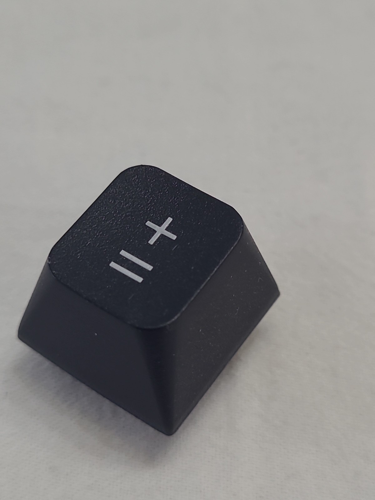 Titan Wired Metal Gaming Keyboard RGB Backlight Replacement Key
