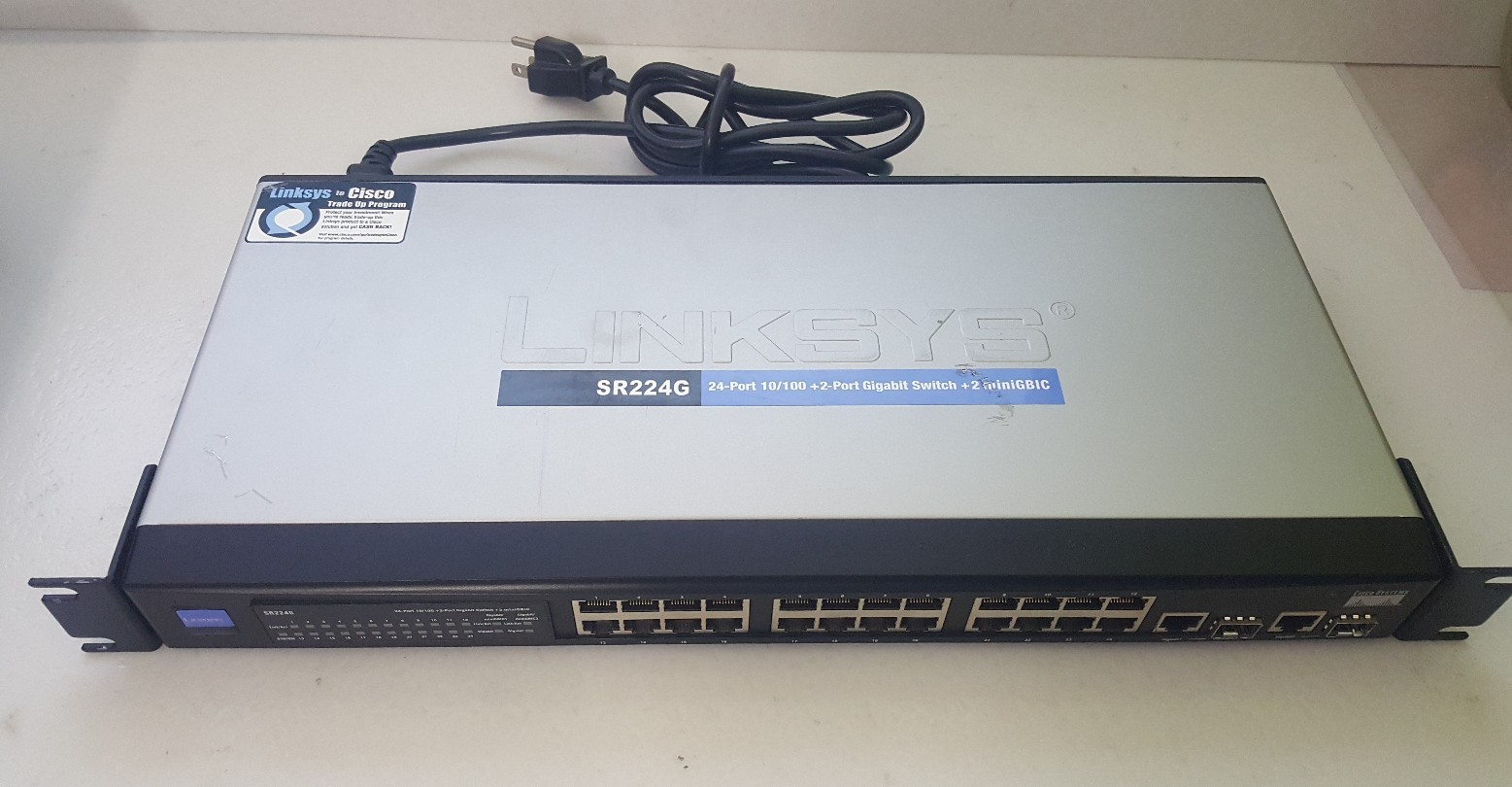 Cisco Linksys SR224G 24-Port 10/100 +2 Port Gigabit Switch +2 miniGBIC