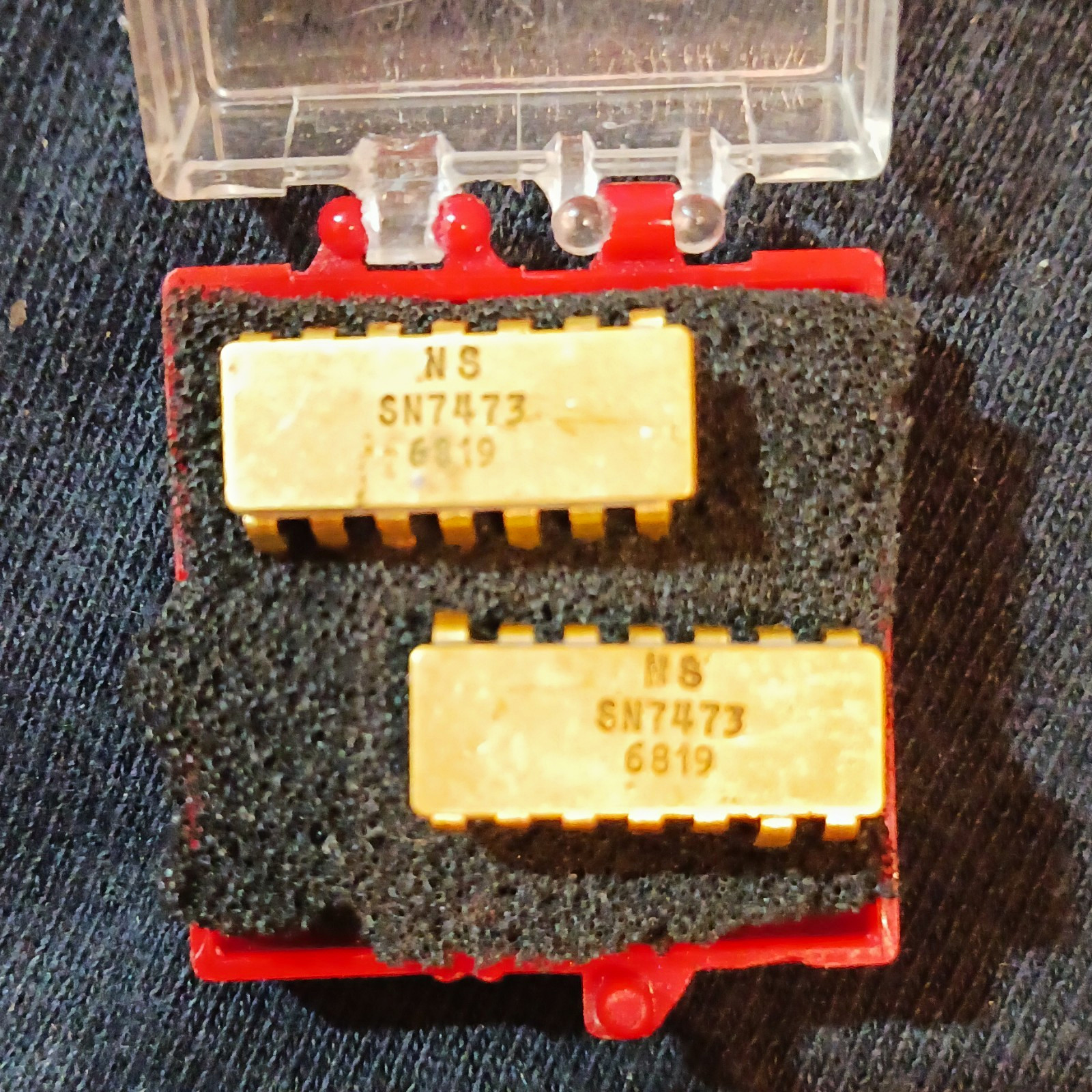2 pieces of National Semiconductor SN7473 Integrated Circuits 