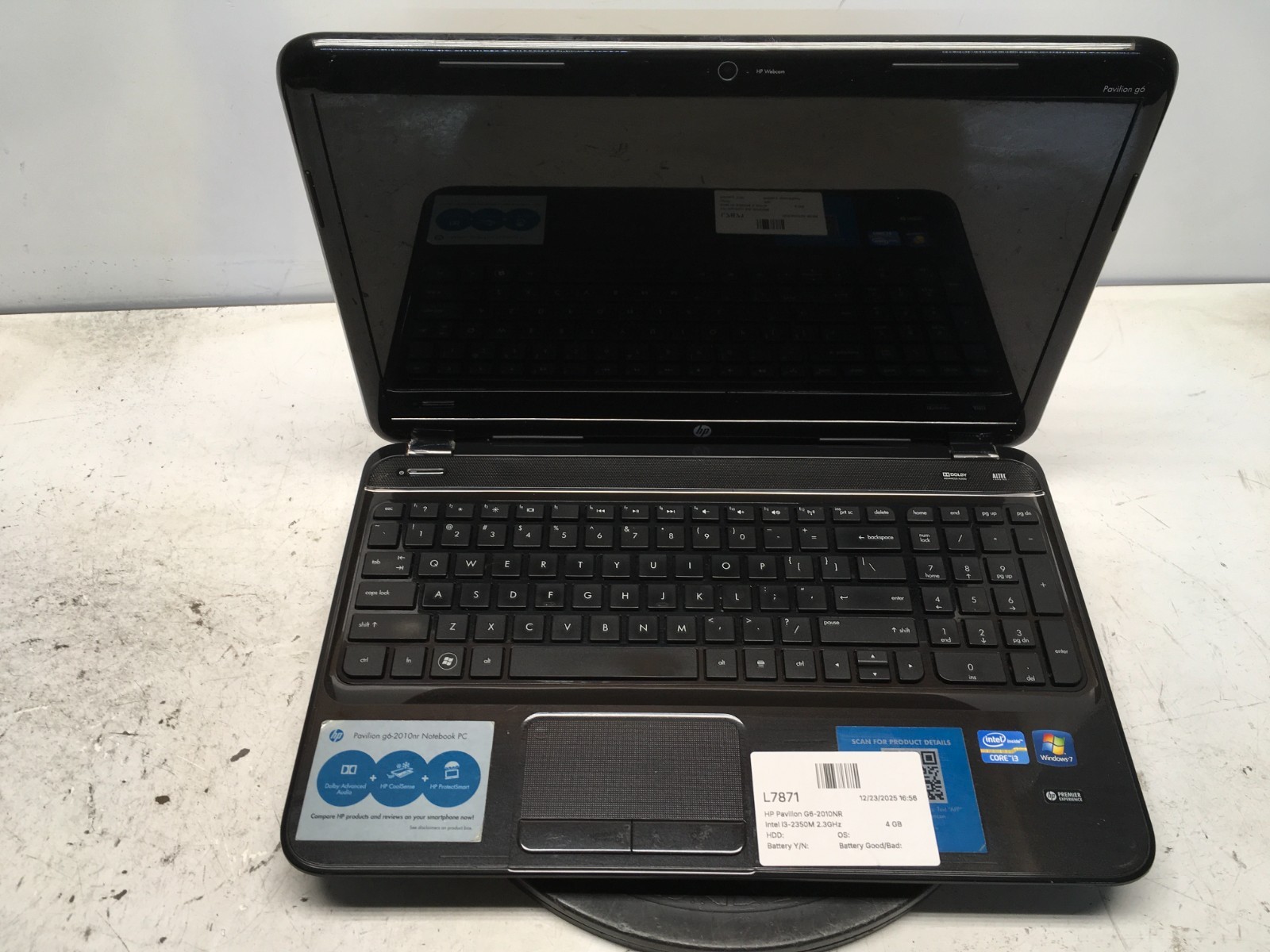Fujitsu LifeBook E754 Intel i3-2350M 2.3GHz 4 GB NO HDD