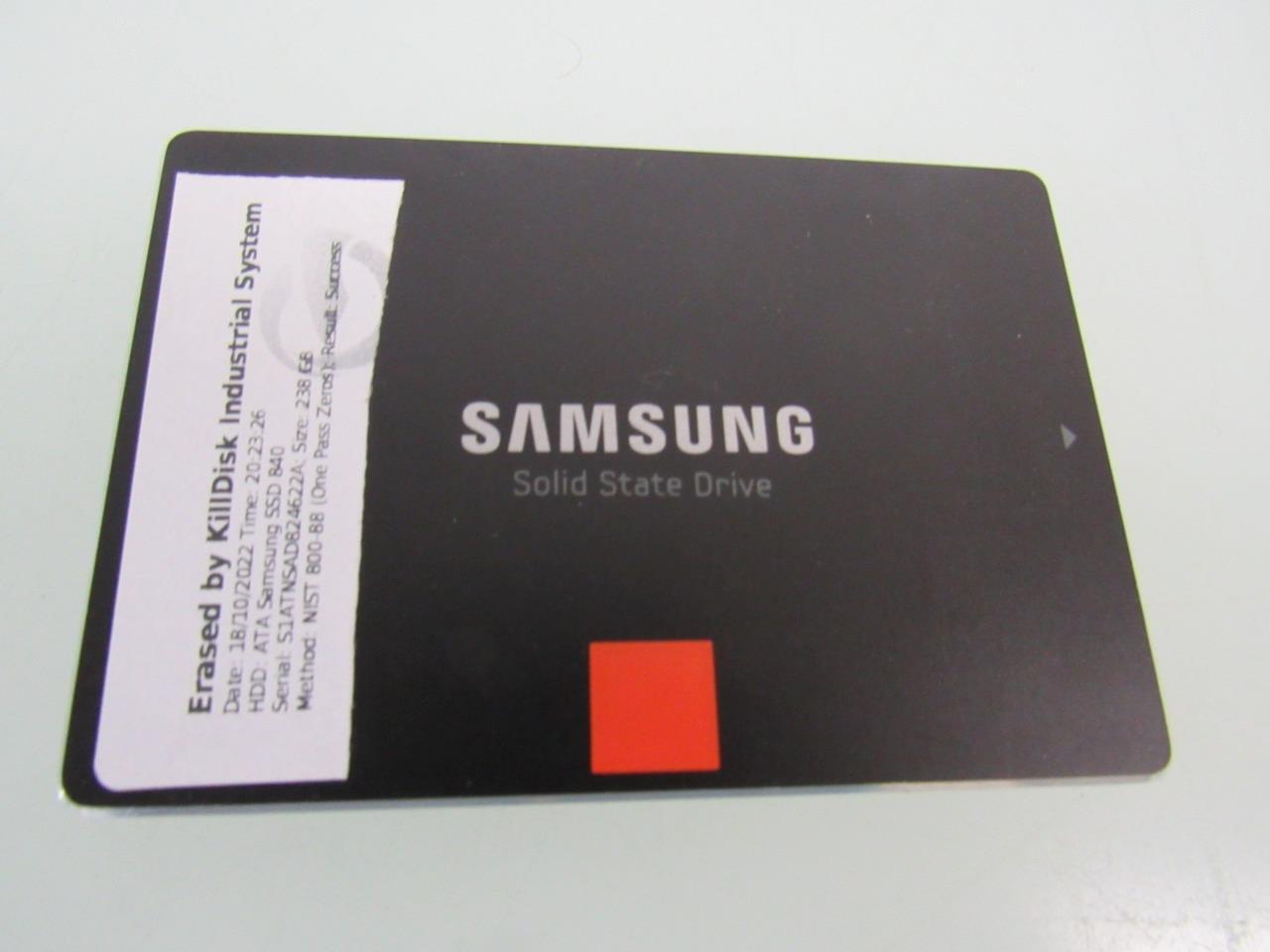 MZ7PD256HCGM-1BW00 Samsung 840 PRO Series 256GB MLC SATA 6Gbps 2.5 Internal SSD