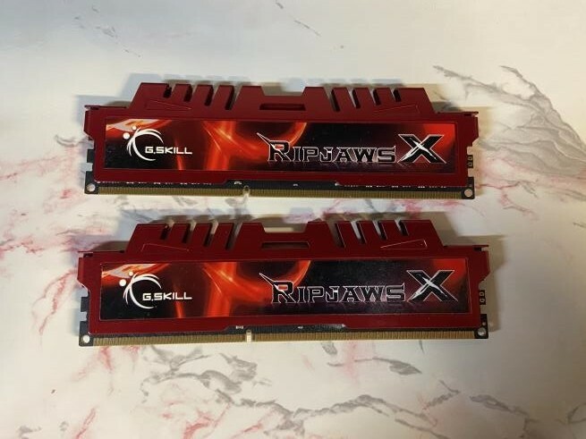 SLIGHTLY USED G.SKILL RipjawsX Series F3-1600C9S-8GXM 16GB (2 x 8GB) 