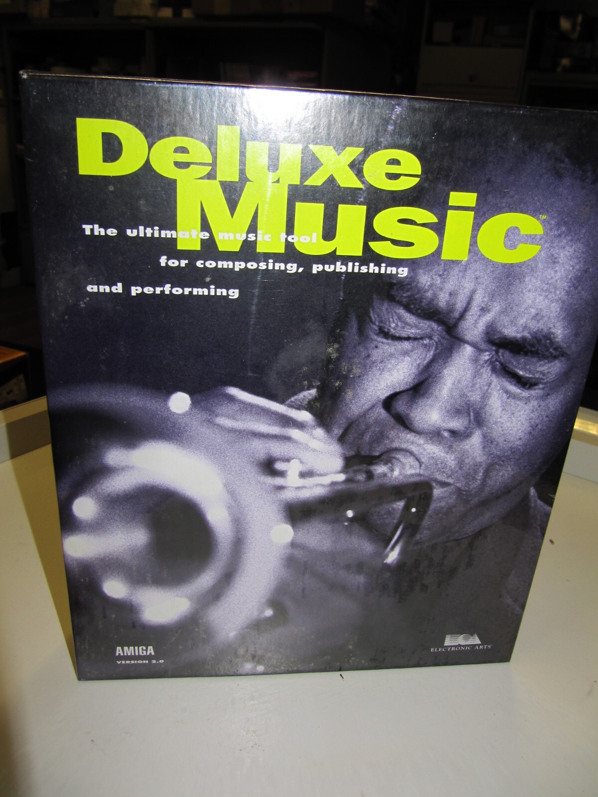 Deluxe Music amiga version 2.0  seal -new