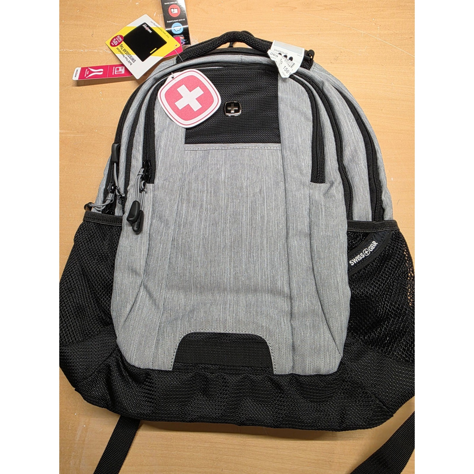 SwissGear Laptop Backpack Gray Black Travel School Bag with Tablet Sleeve NEW