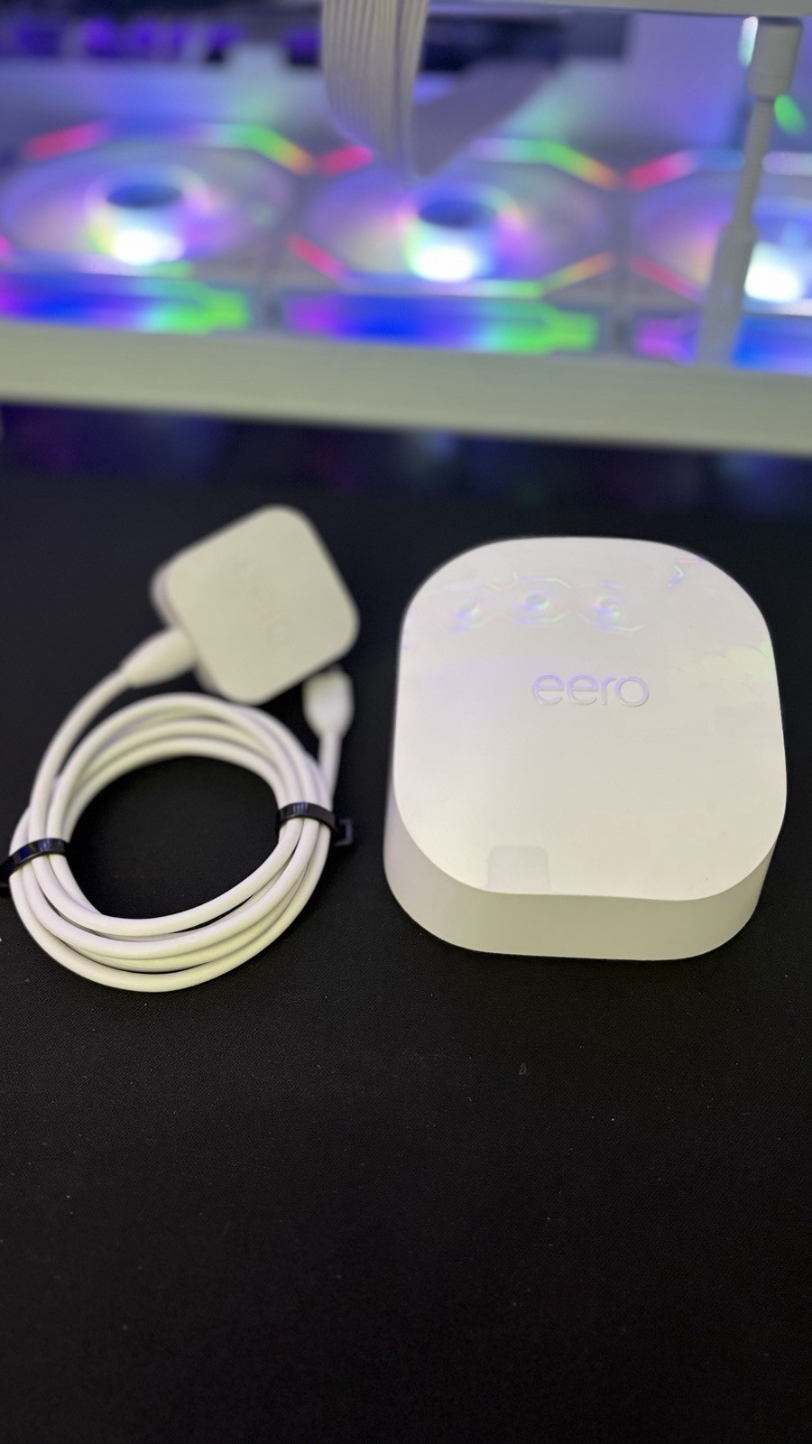 eero 6 Extender Dual-Band Mesh Wi-Fi 6 Satellite