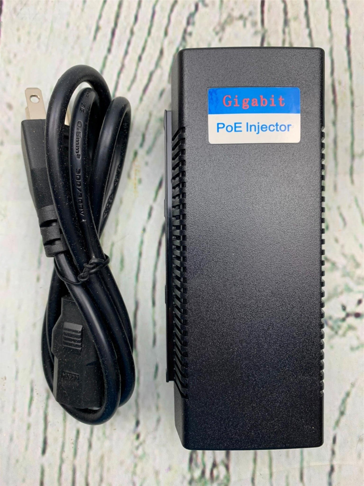 48V 0.8A Gigabit PoE Injector 48W Power Supply Adapter with AC Cord