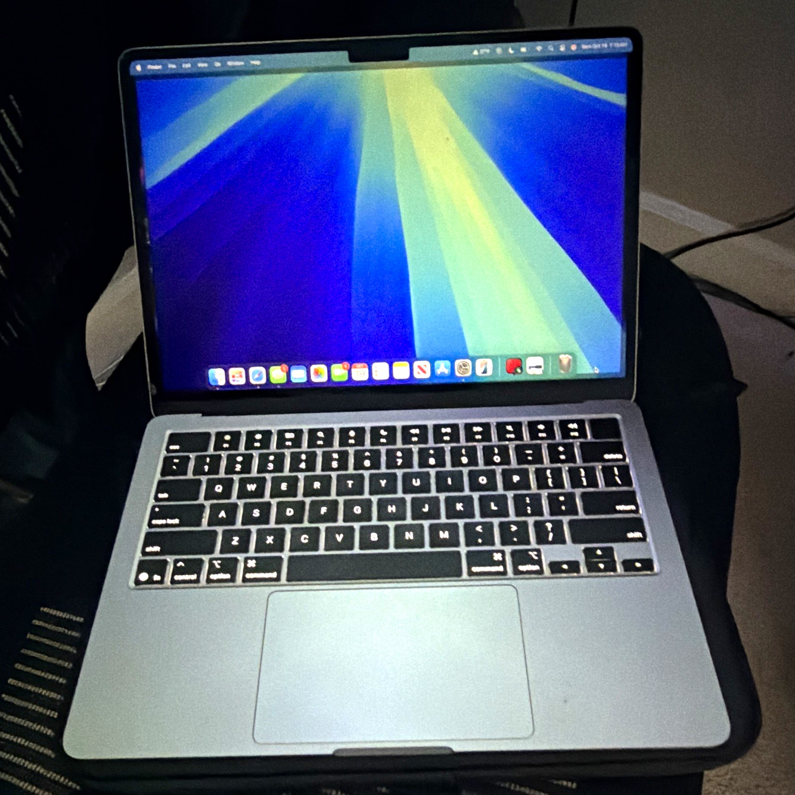 MacBook Air 13.5" M4 16GB 245GB SSD Silver (APPLE CARE UNTIL 2028)