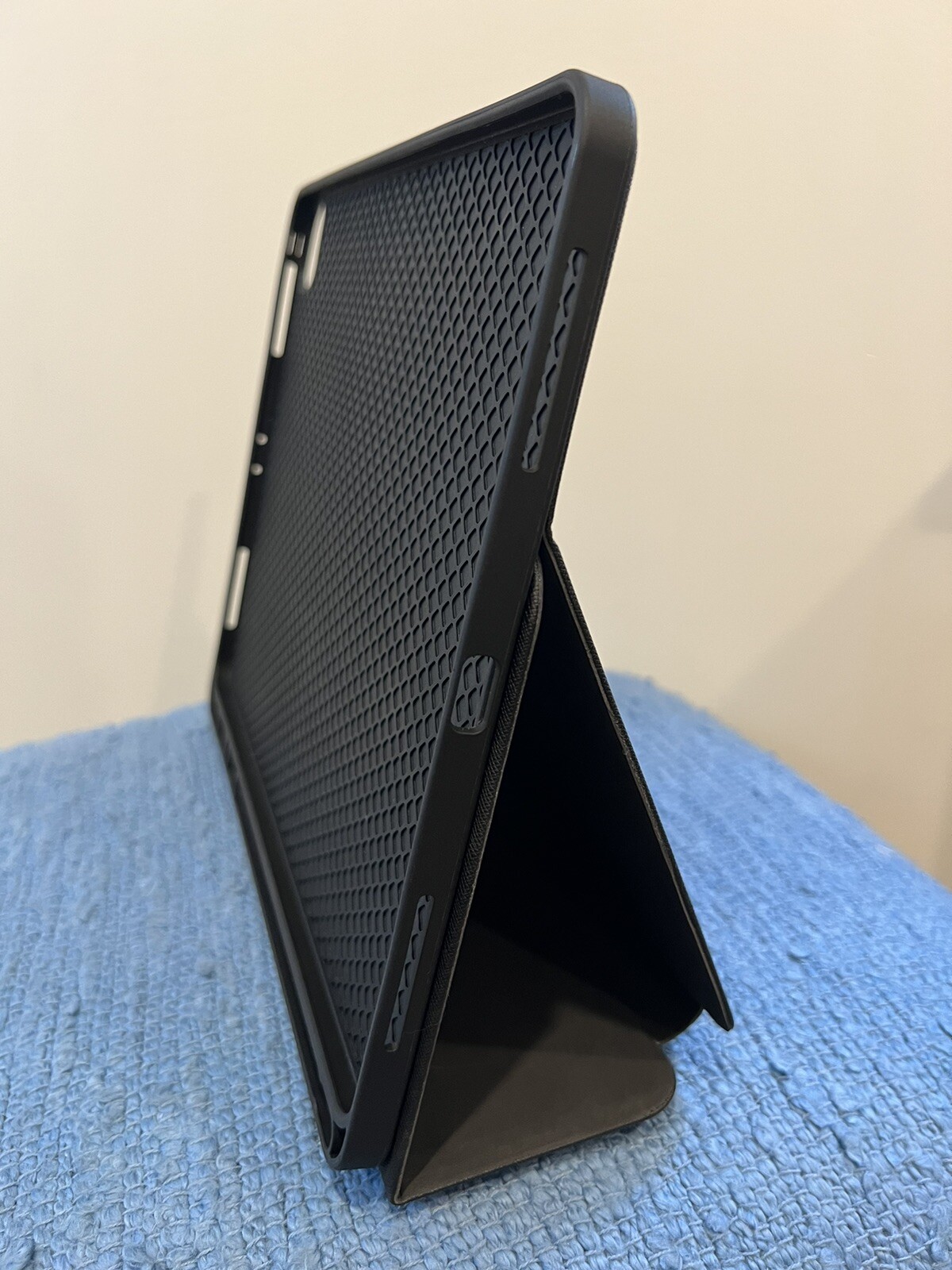 LAUT Prestige Folio Case for iPad Pro 12.9”