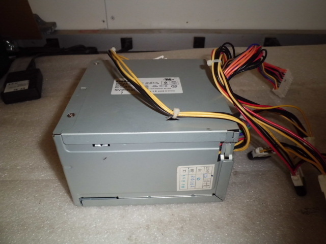 Dell 0P0304 P0304 DPS-200PB-146B 200W Watts Power Supply USED & TESTED