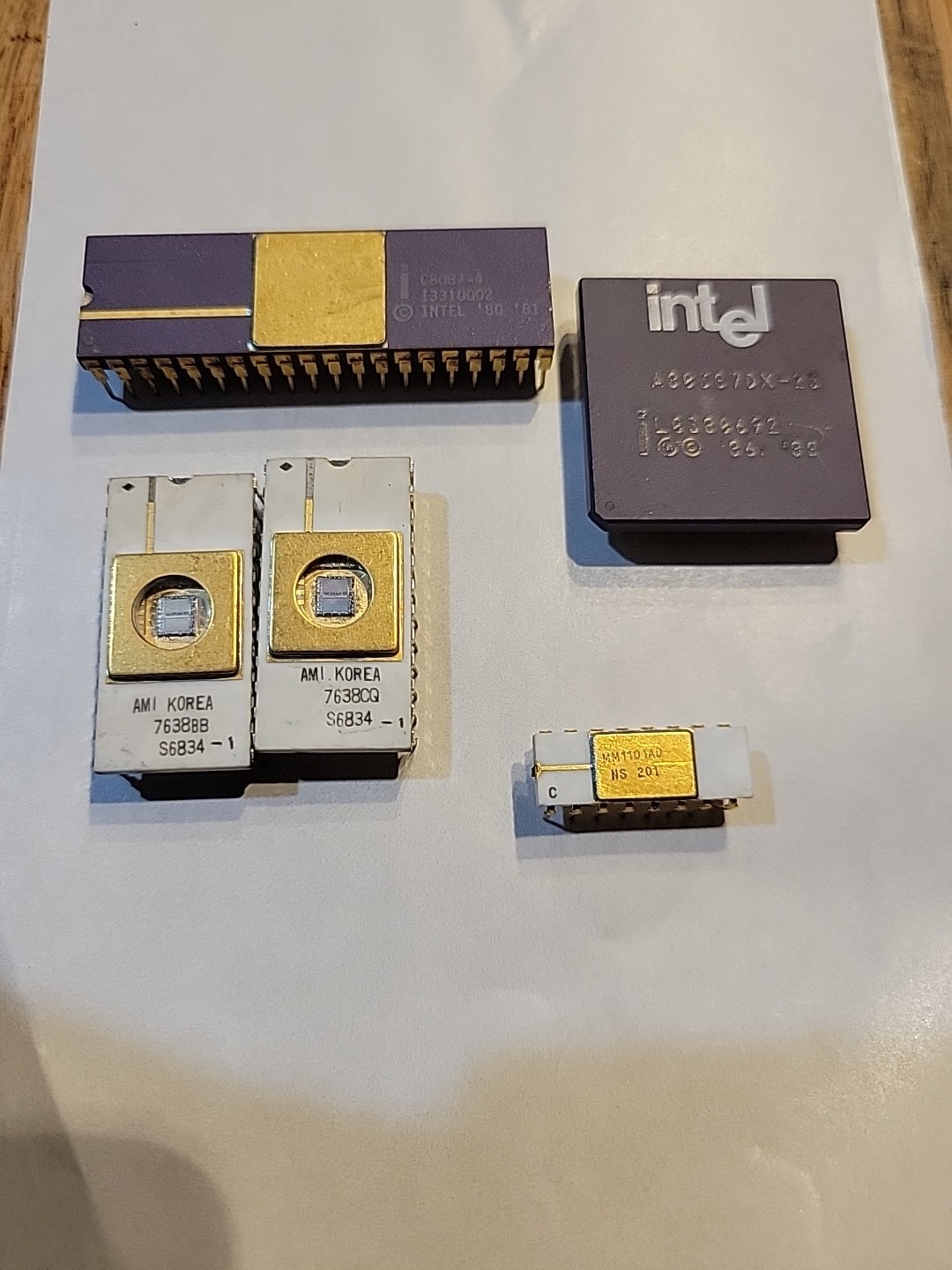 Intel C8087-6 & A80387DX-25 Ceramic Coprocessor Lot + AMI Hybrid IC Gold Visible