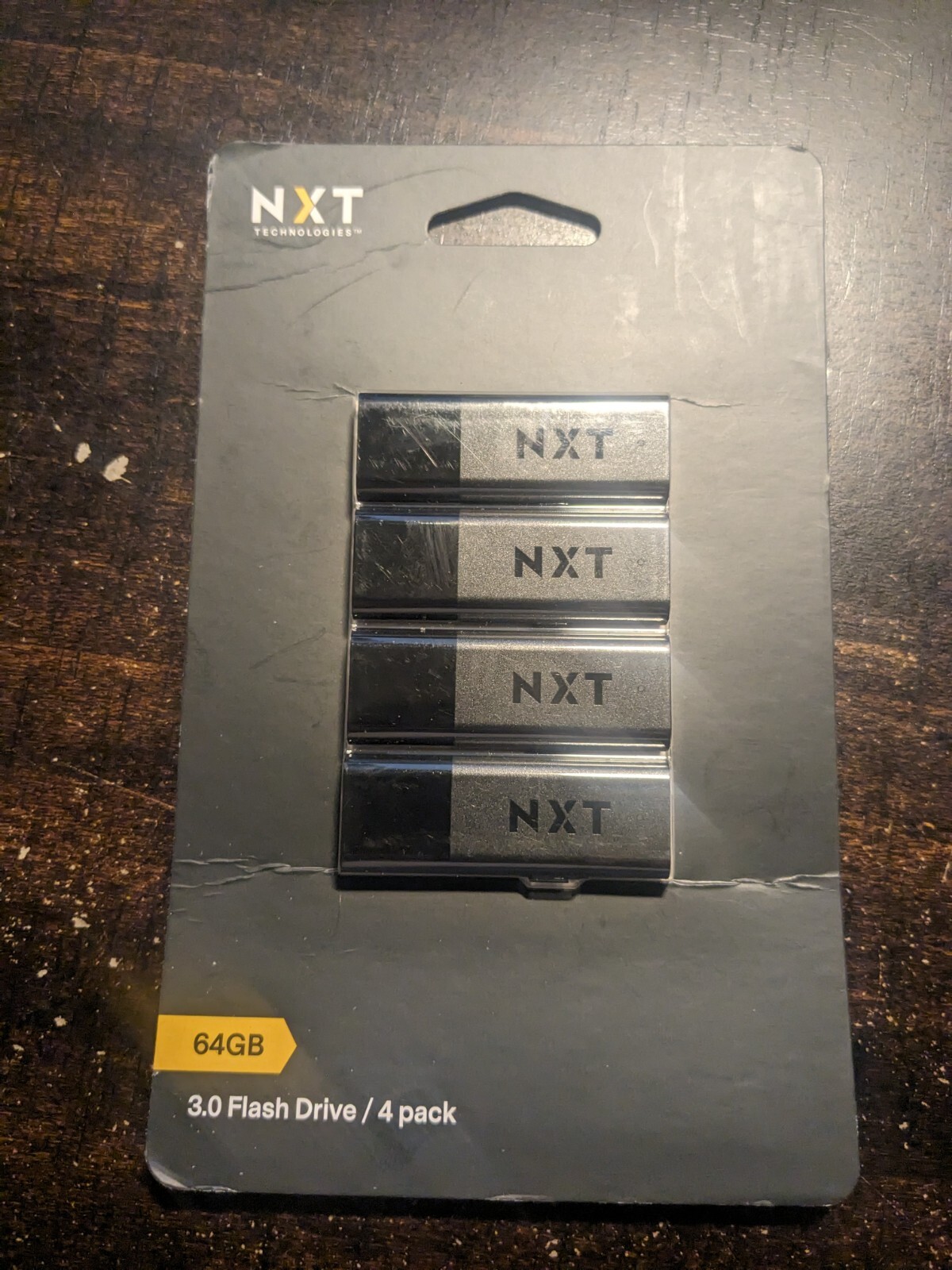 NXT Technologies 4 Pack 32GB USB Portable 3.0 Flash Drives NX56888 Retractable 