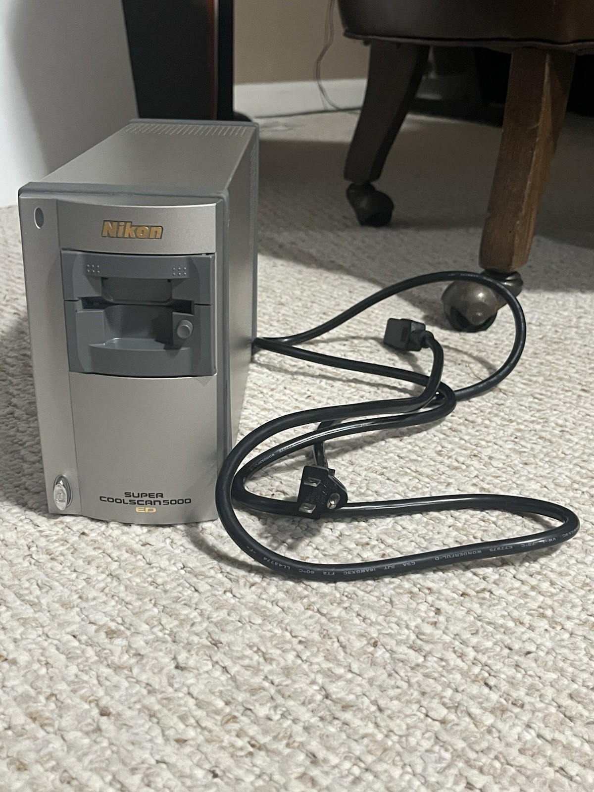 Nikon Super Coolscan LS-5000 ED Film Scanner with Cable Powers On Made in Japan