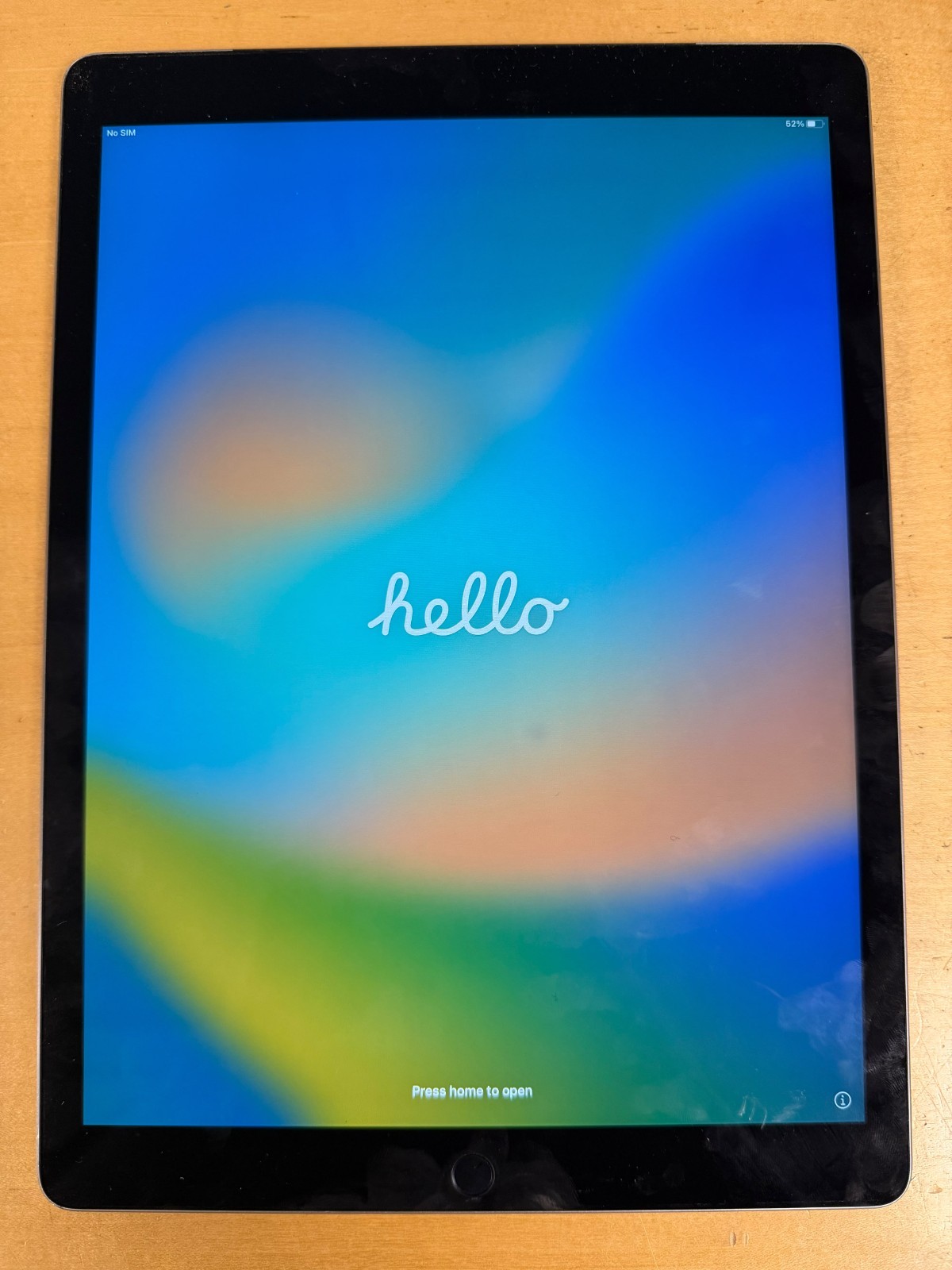 Apple iPad Pro 12.9" 1st Gen Space Grey 128GB WiFi+Cellular Unlocked iOS 16.7.16
