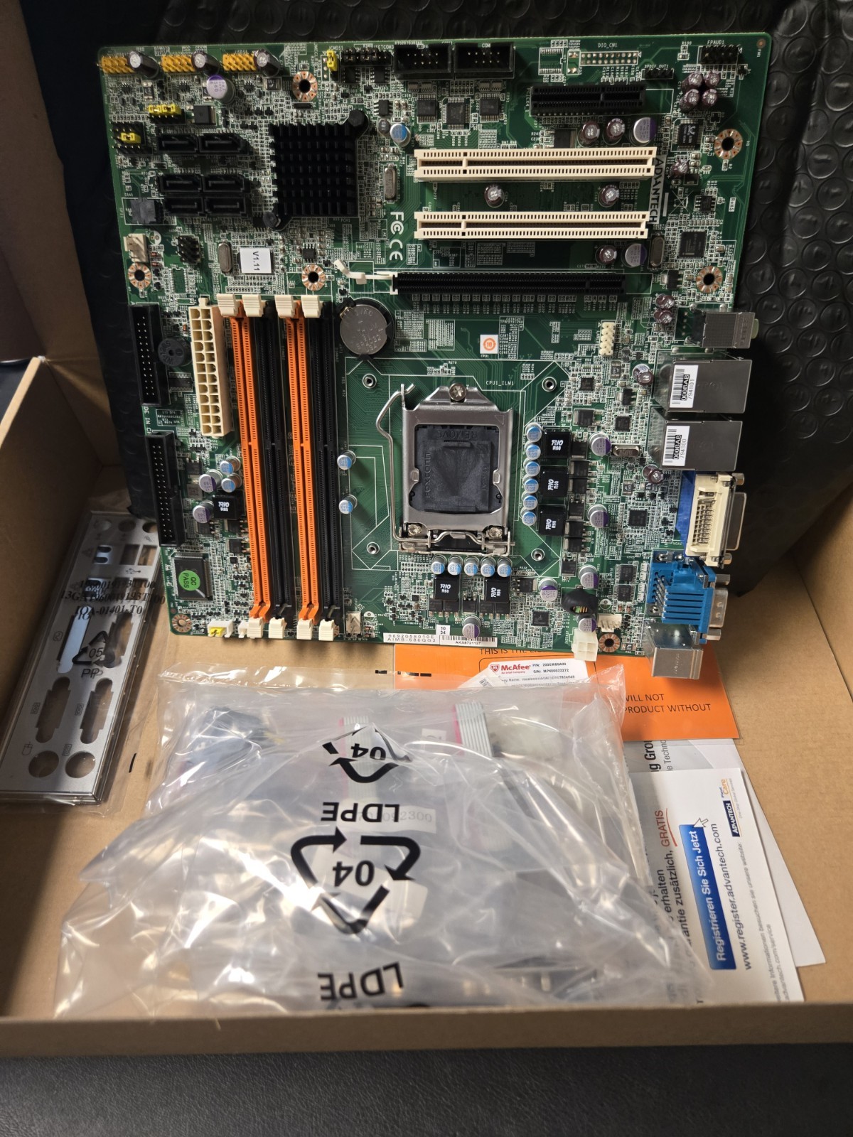 Advantech AIMB-580QG2 AIMB-580QG2-00A1E industrial motherboard