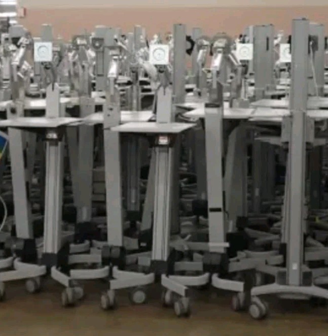  20 Lot Ergotron Neo-Flex Laptop mobile Multimedia Rolling Cart Used 