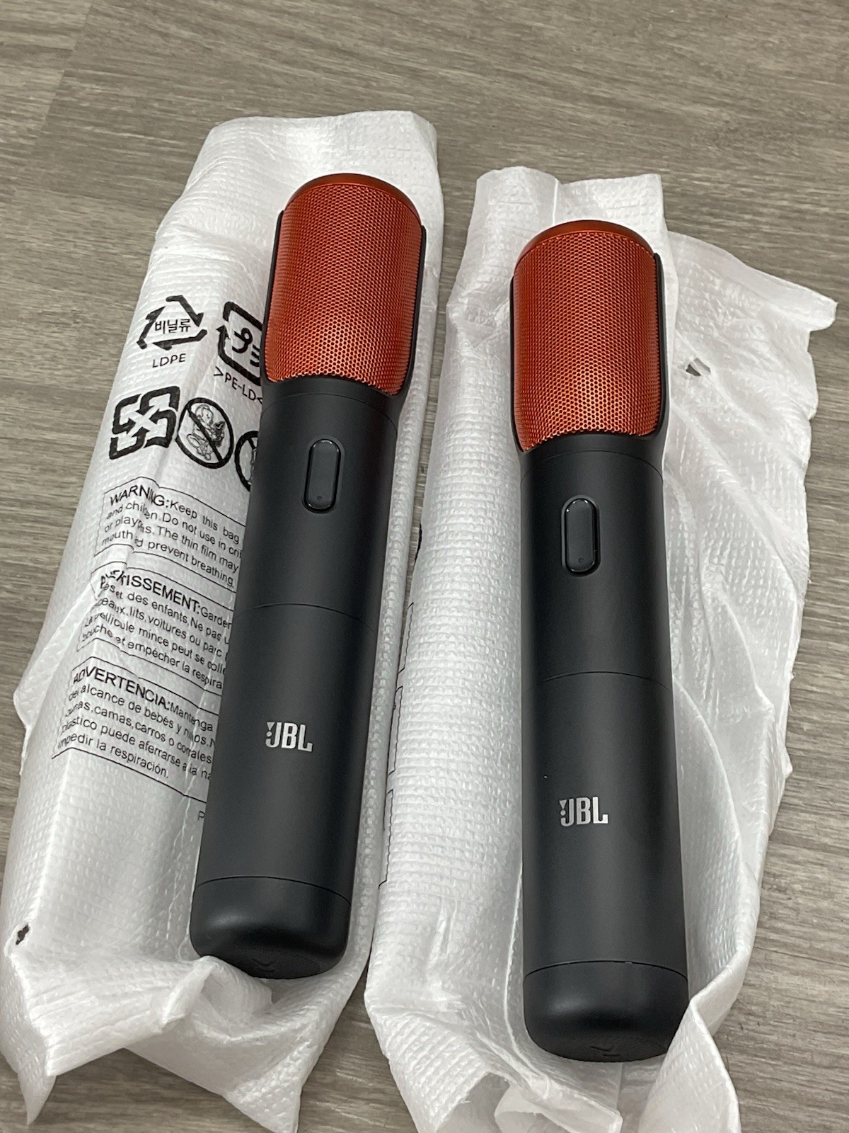 2x JBL PARTYBOX ENCORE BLUETOOTH WIRELESS MICROPHONES
