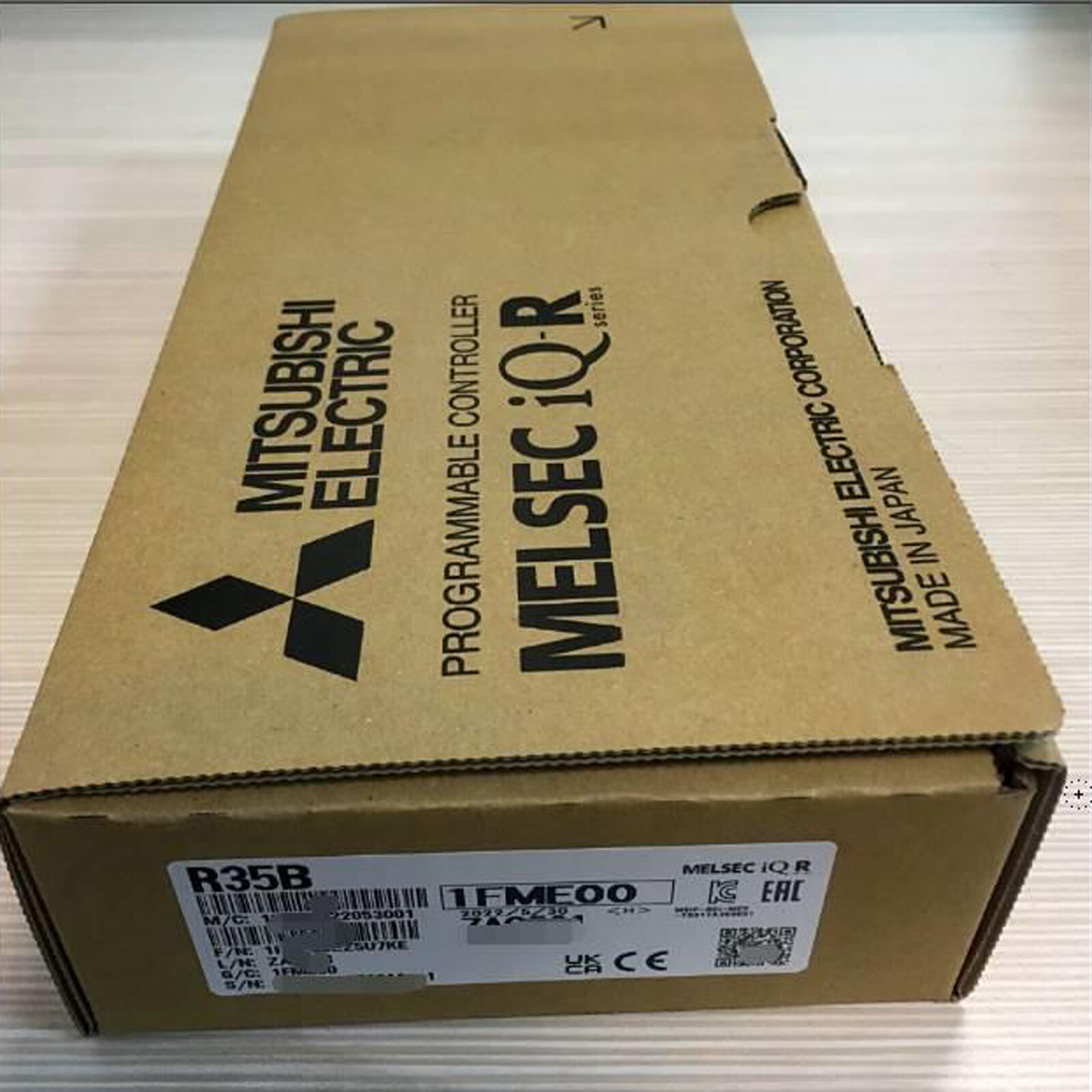 1PC New IN BOX Mitsubishi PLC base plate module R35B #XR