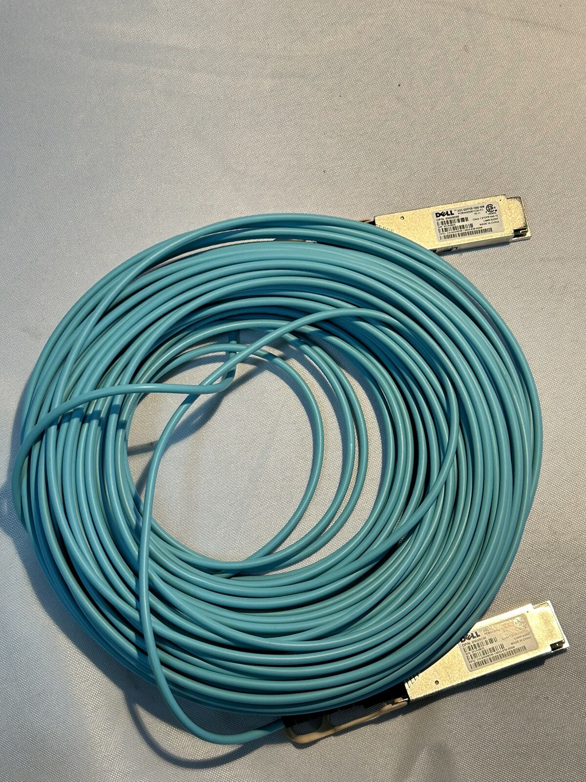 Dell 0NW8DM AOC-QSFP28-100G-30M QSFP28 To QSFP28, 100G Active Optical Cable 30M