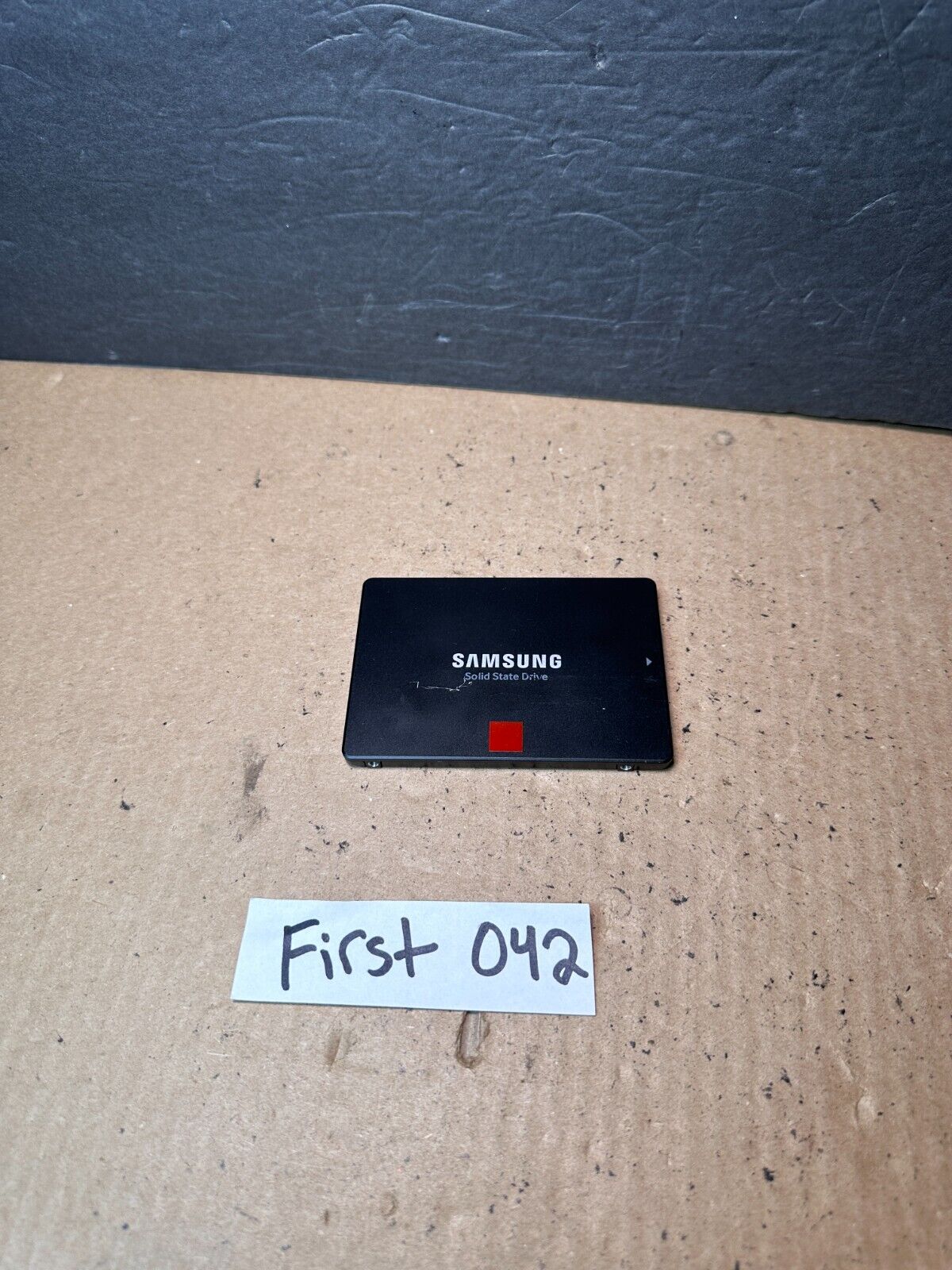 Samsung 860 Pro Series 256GB 2.5 inch SATA3 SSD MZ-76P256 Ships Fast