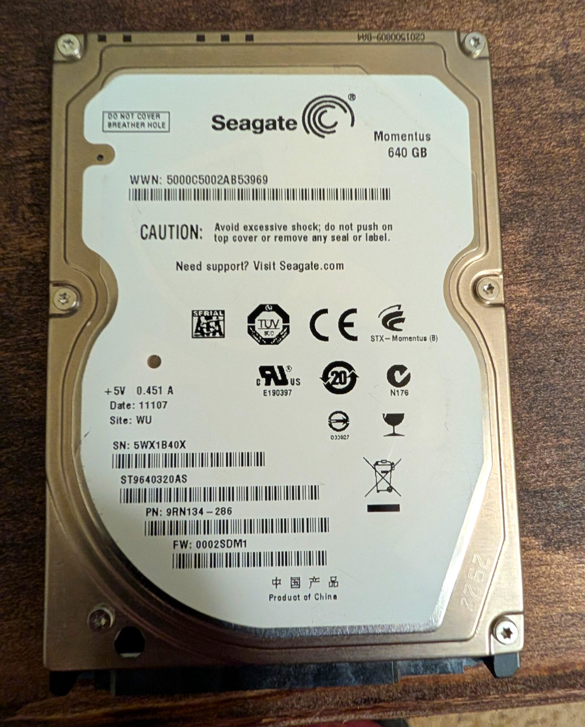 Seagate Momentus 640GB SATA Internal Hard Drive ST9640320AS