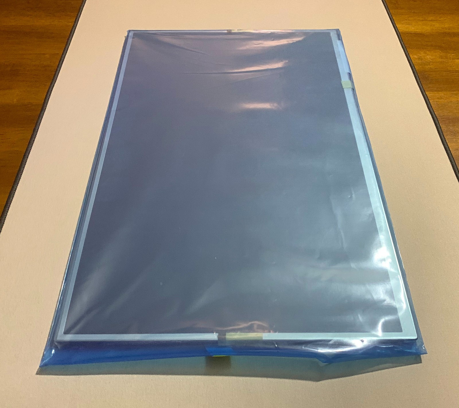 Sony VAIO VGN-A270 LCD 17-inch Laptop Replacement Screen (Factory Sealed New)