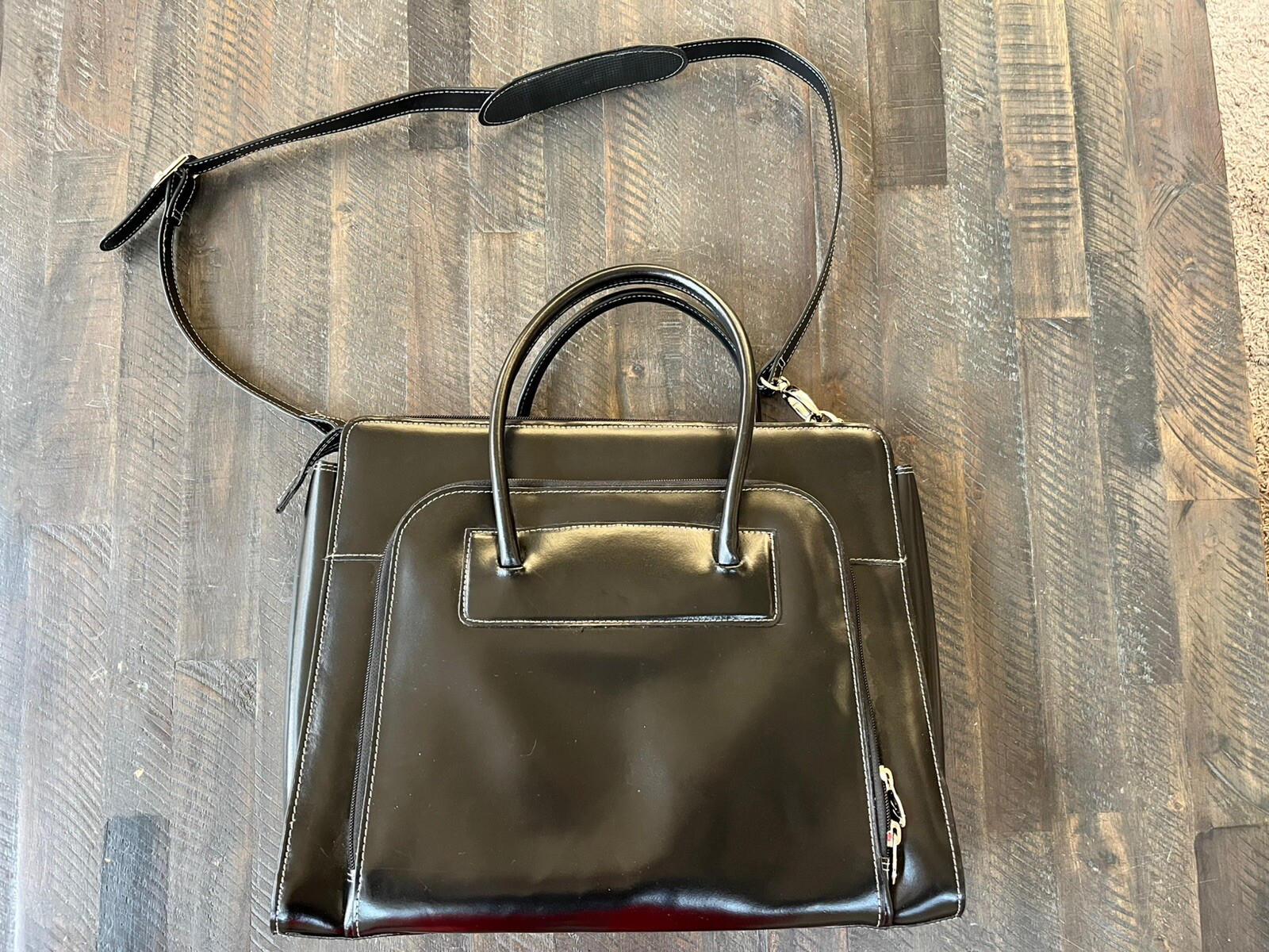 McKlein USA - W Series - Black Leather Women's LAKE FOREST Laptop Case