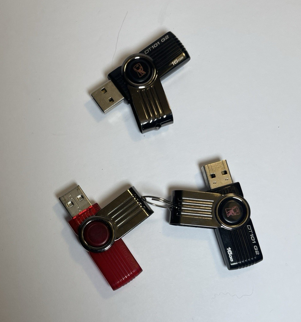 Kingston DataTraveler DT101 G2 2-16GB, 1-8GB USB 2.0 Flash Drive Lot. Untested