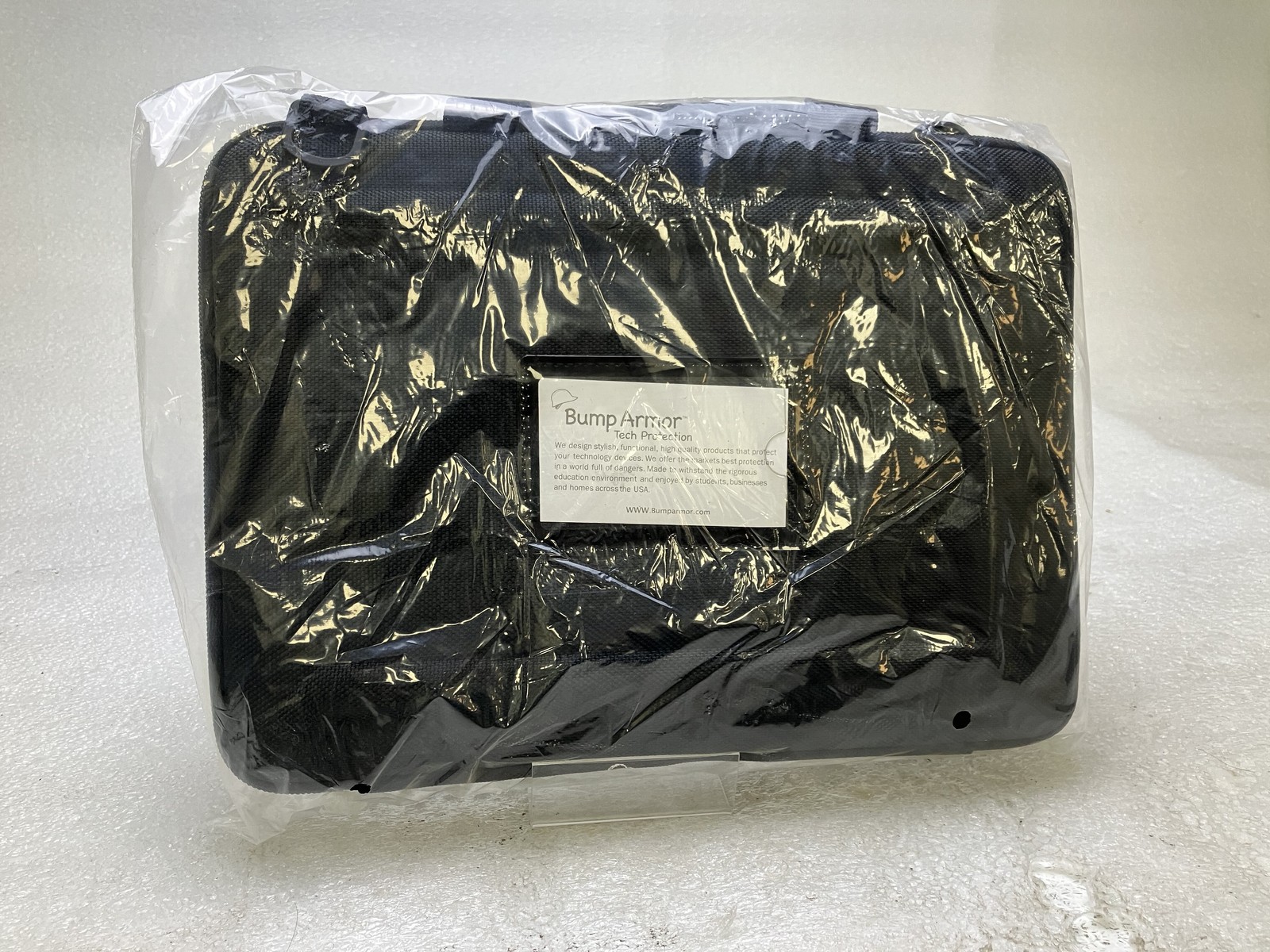 Bump Armor CB Slim laptop case CB2020BK-11-99- BK  13" X 10" NEW OPEN BOX