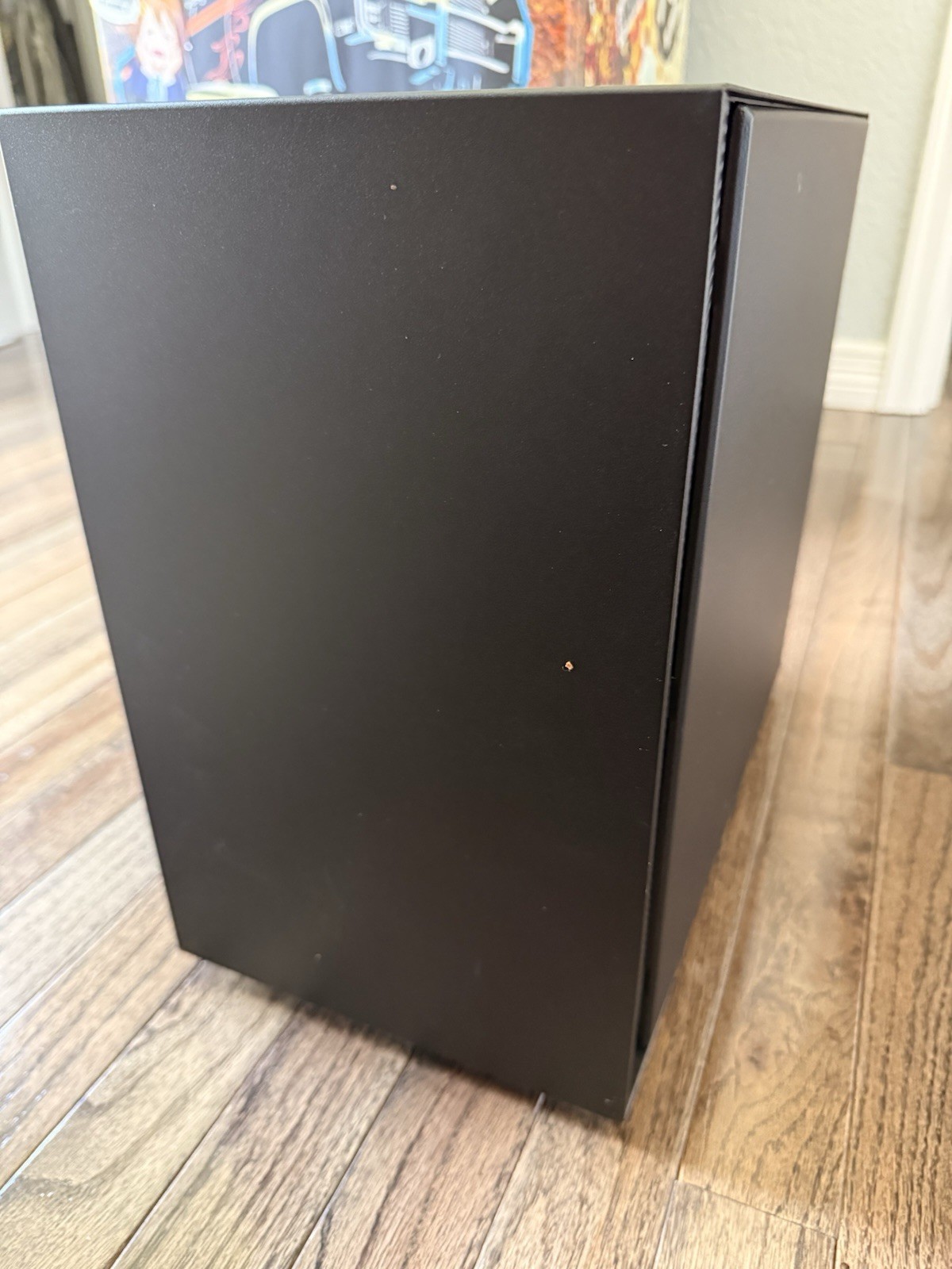 NZXT H210i Mini-ITX Computer Case w/ Tempered Glass And NZXT Fan Controller
