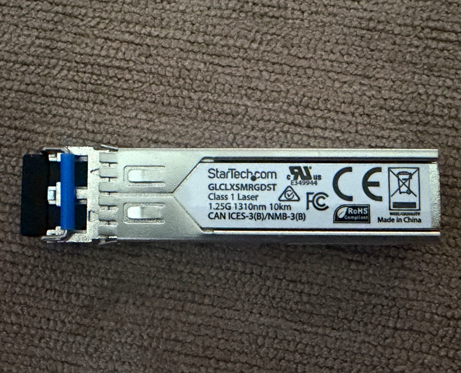 Lot 2x StarTech.com GLCLXSMRGDST SFP Transceiver Module 1.25G 1310nm 10km