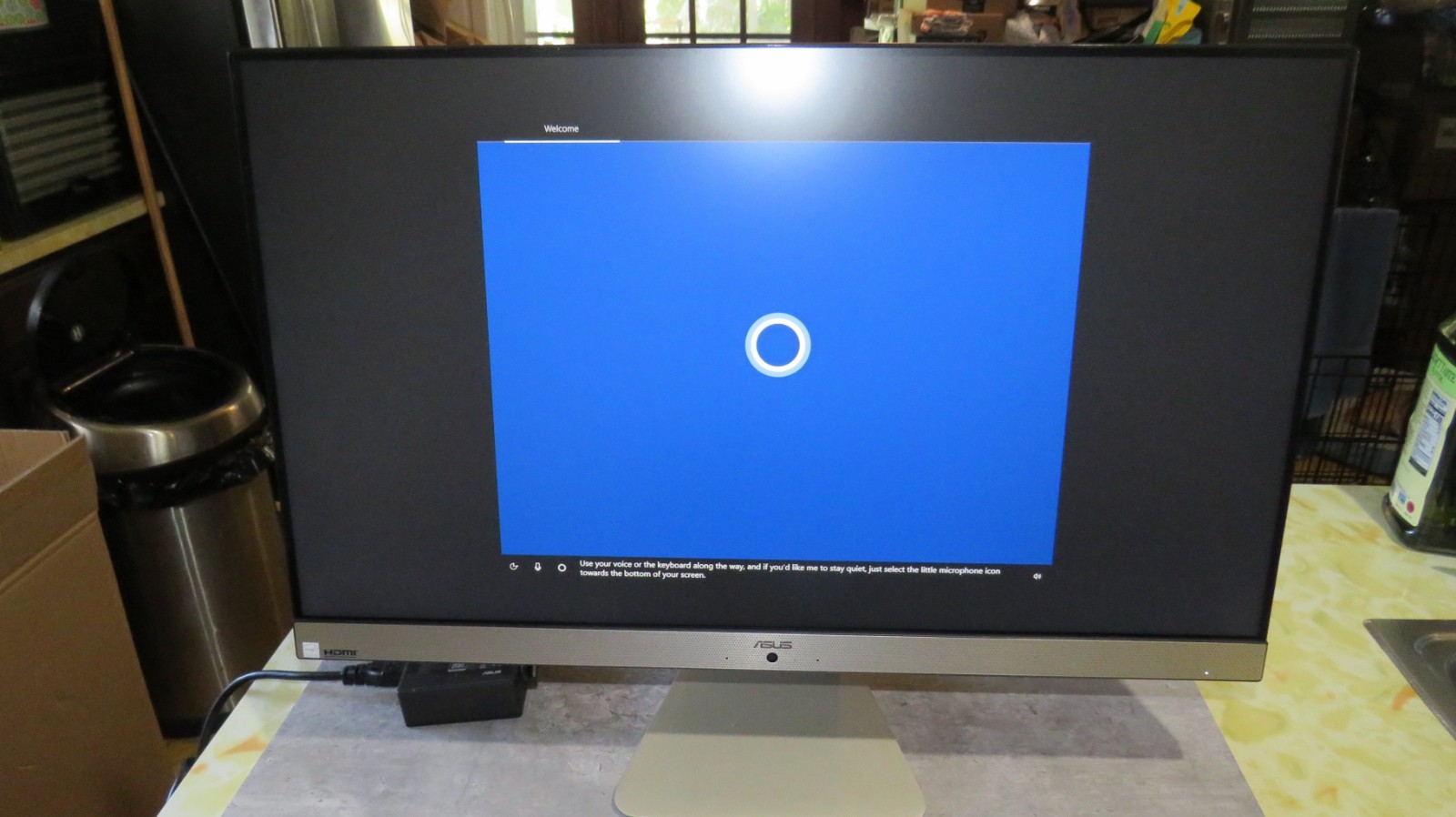 ASUS AiO All-in-One Desktop PC, 23.8” AMD Ryzen 3, V241DA-AB301