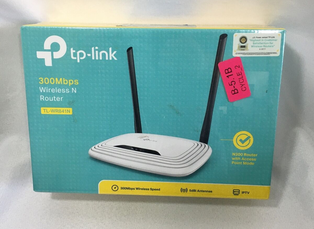 New Sealed TP-Link TL-WR841N 300Mbps Wireless N Router