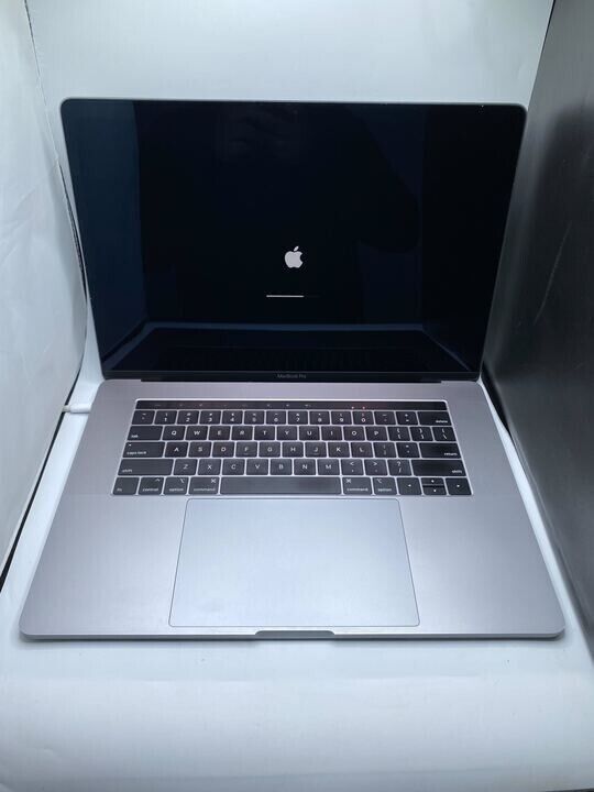 FOR PARTS Apple MacBook Pro 15 i Core i9-8950HK 2.90GHz 32GB RAM 512GB