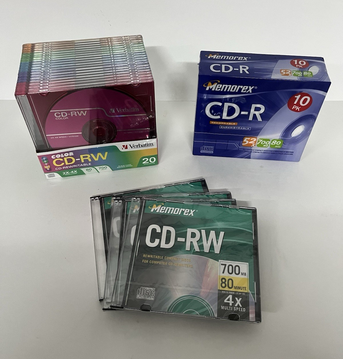 Lot of 34 Blank CDs Verbatim Color CD-RW 20pk Memorex CD-R 10pk + 4 CD-RW