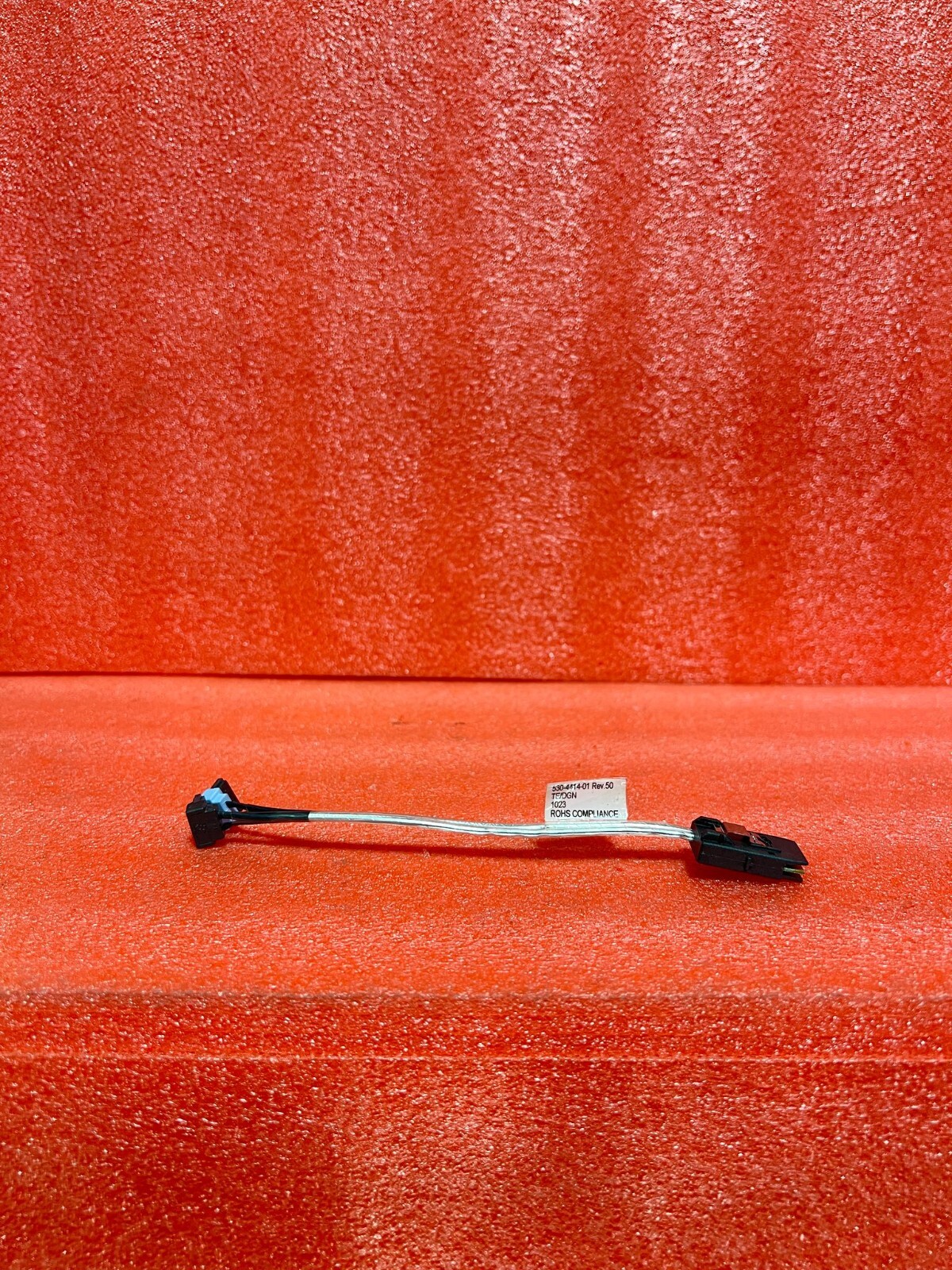TE Tyco Electronics 8" Multi-lane Internal (SFF-8087) Serial ATA Breakout/Fanout