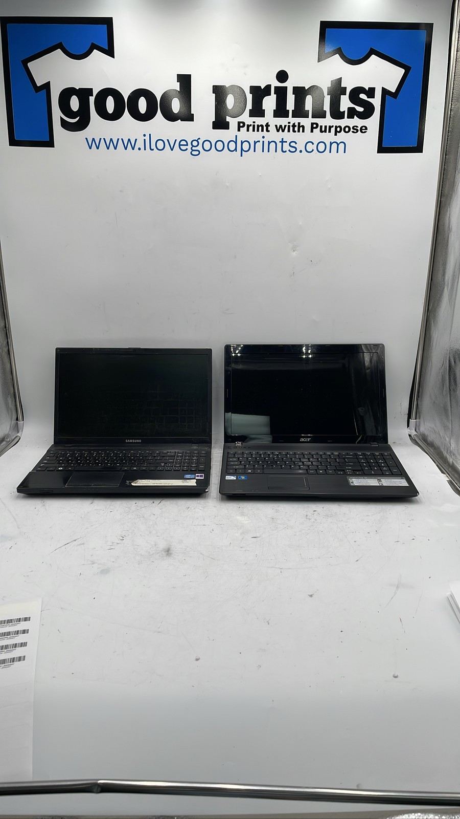 Samsung Series 3 NP300V5A A0BUS Intel Core i7 2nd Gen 15.6" Laptop Lot of 2
