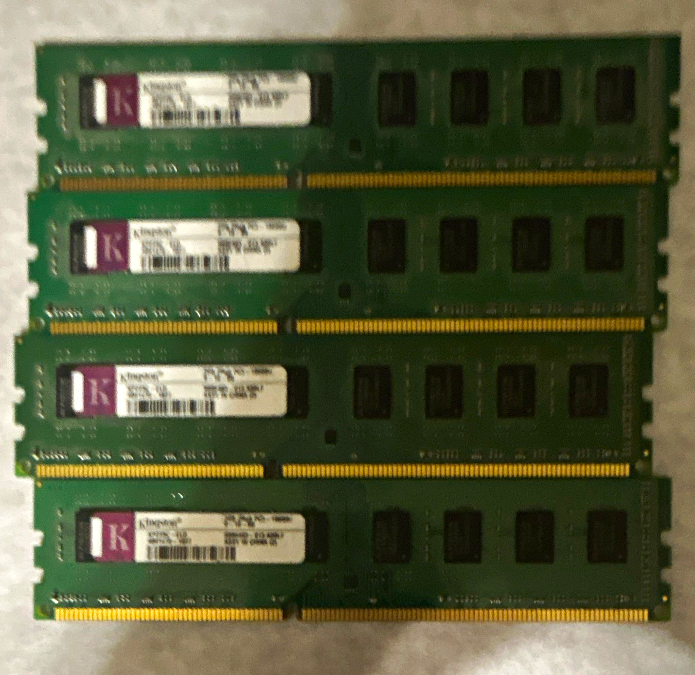 Kingston ValueRAM 8GB (4x2GB) DDR3 PC3-10600 240-Pin DIMM Non-ECC Unbuf