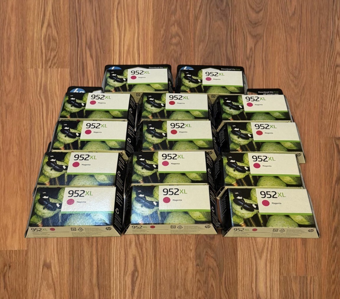 HP 952XL Genuine Original Ink Cartridges  magenta Inkjet LOT OF 14