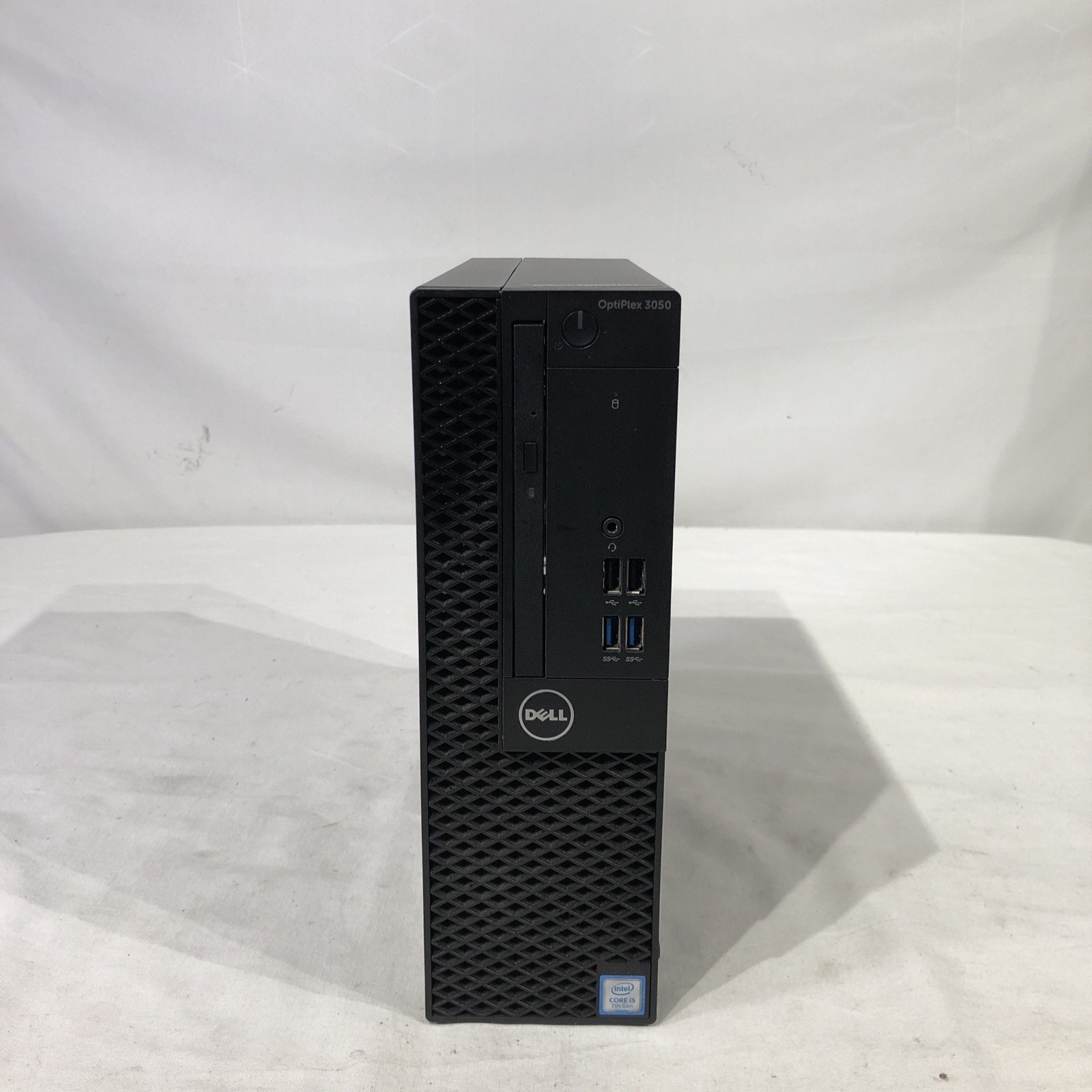 Dell Optiplex 3050 Intel core I5-7500 3.4 GHz 8 GB ram 1 TB HDD/Win 10