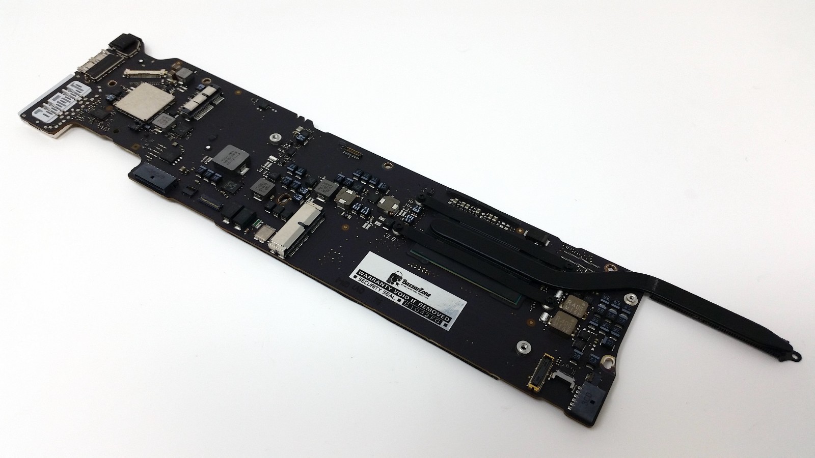 13" MacBook Air 2.2GHz i7 Logic Board A1466 8GB 2015 / 661-02394 / 820-00165-A