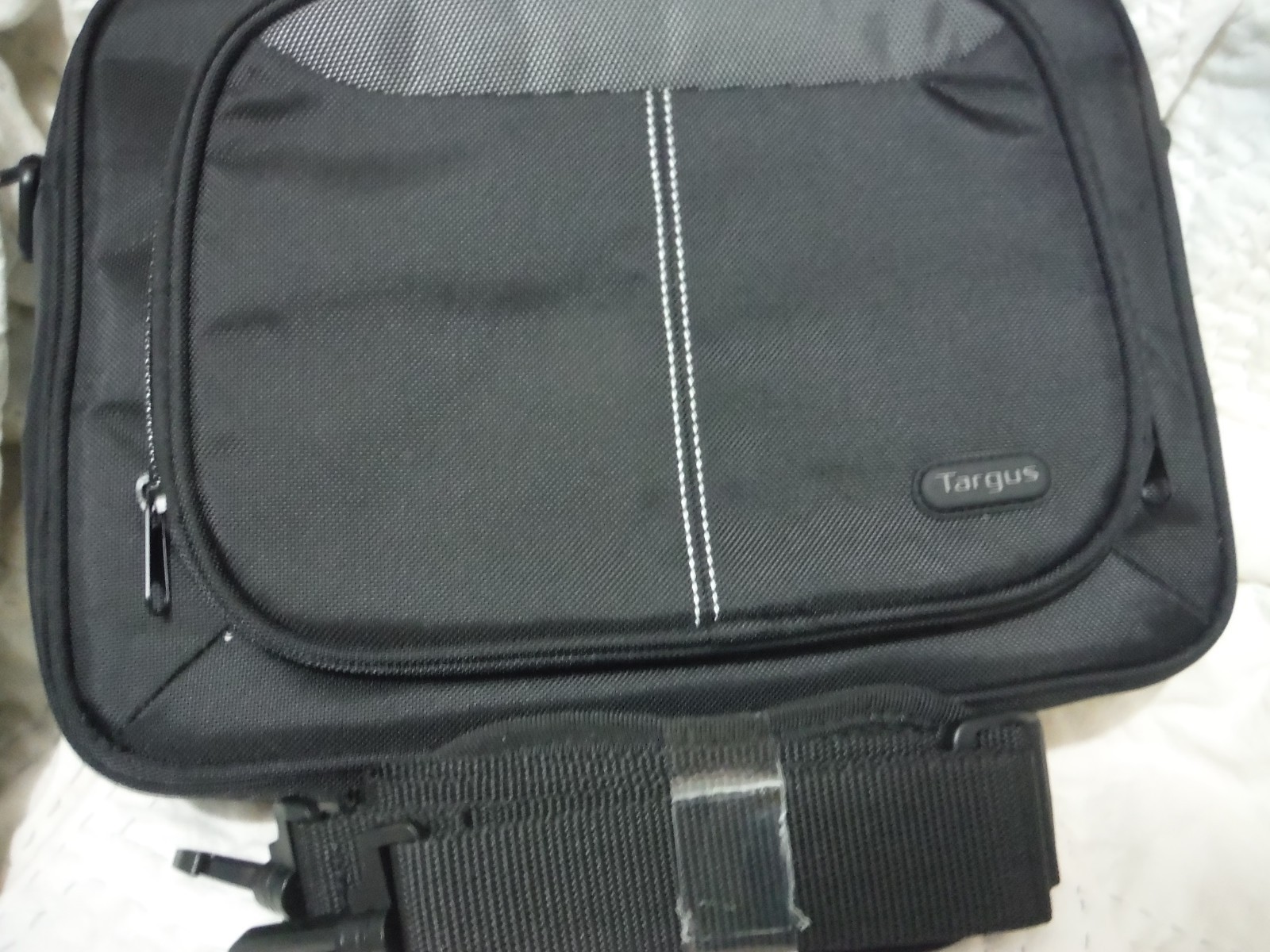 Targus 13" Intellect Laptop or Tablet Bag Travel Case/  Black & Grey NWT