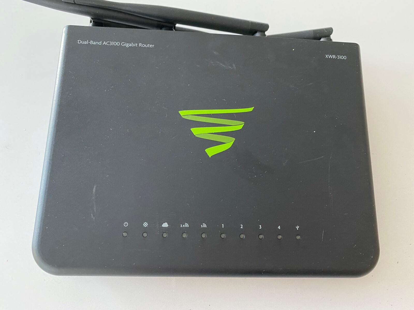 Luxul XWR-3100 | Dual Band Wireless AC3100 Gigabit Router b16 