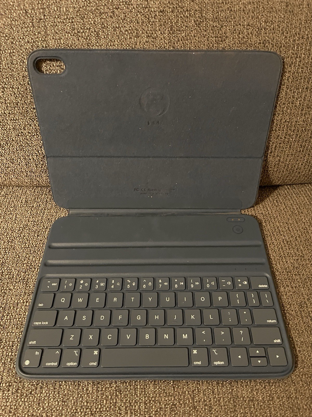 HOU iPad Keyboard Case 10.9 11 Pro Air Bluetooth Rechargeable - No Cord