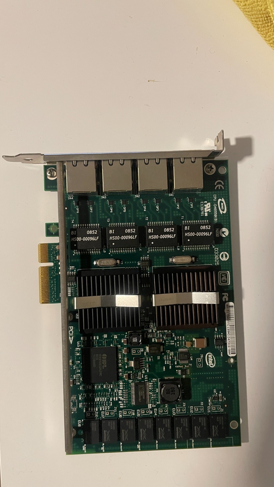 Intel PRO/1000 PT quad port Gigabit PCIe network card (EXPI9404PTBLK)