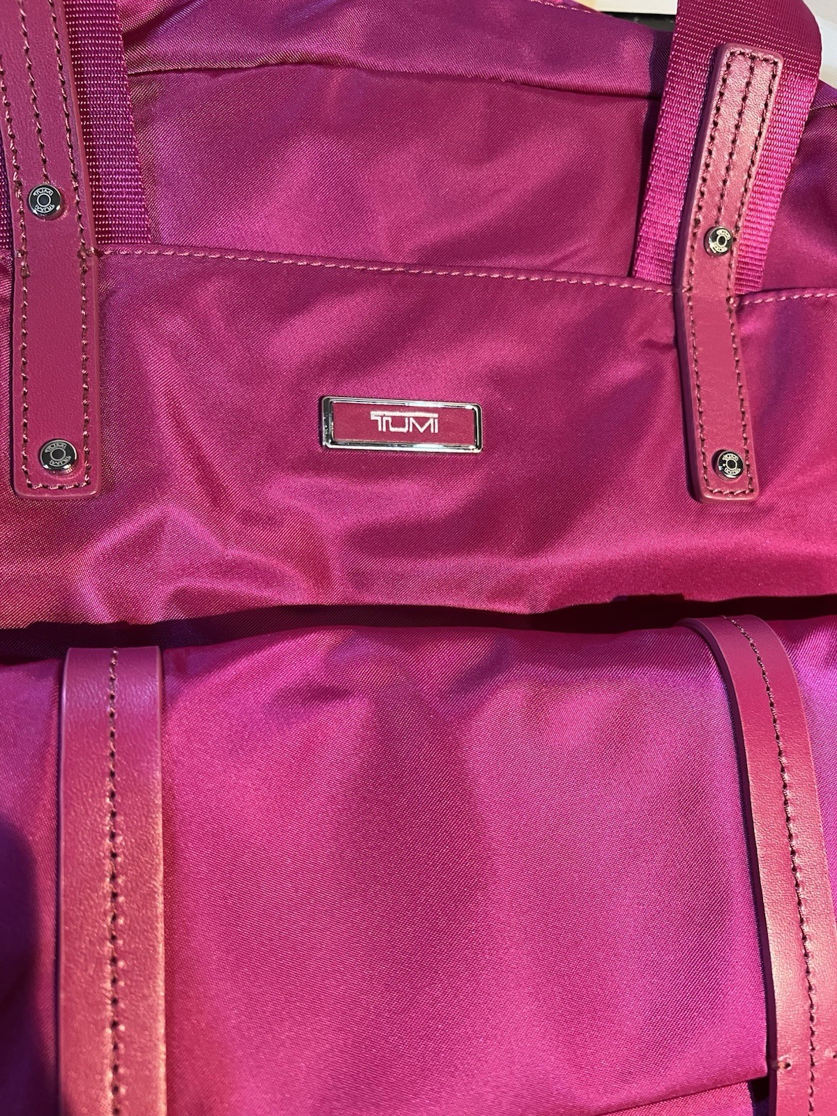 Tumi Epsom Voyager Laptop Backpack Rose Nylon Laptop Sleeve NWOT