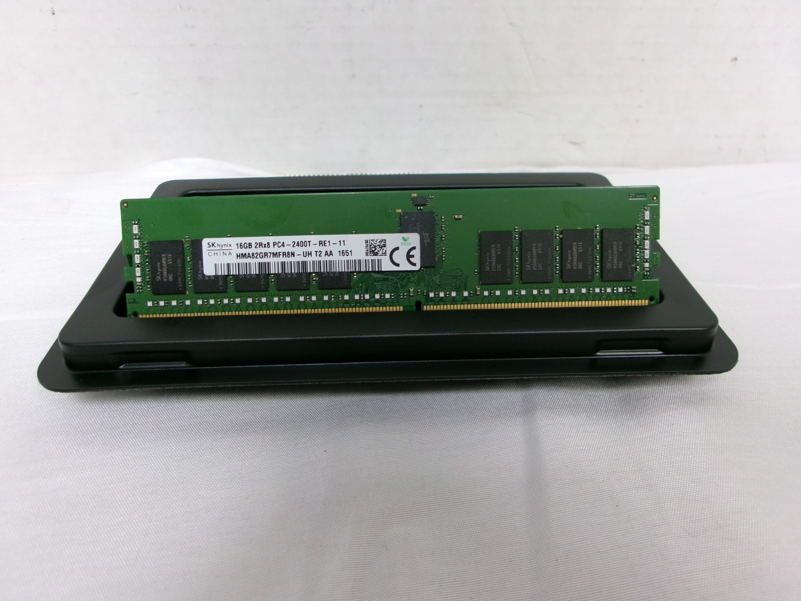 SK Hynix 96GB (6x16GB) HMA82GR7AFR8N-UH TD AC 2Rx8 PC4-2400T Server RAM